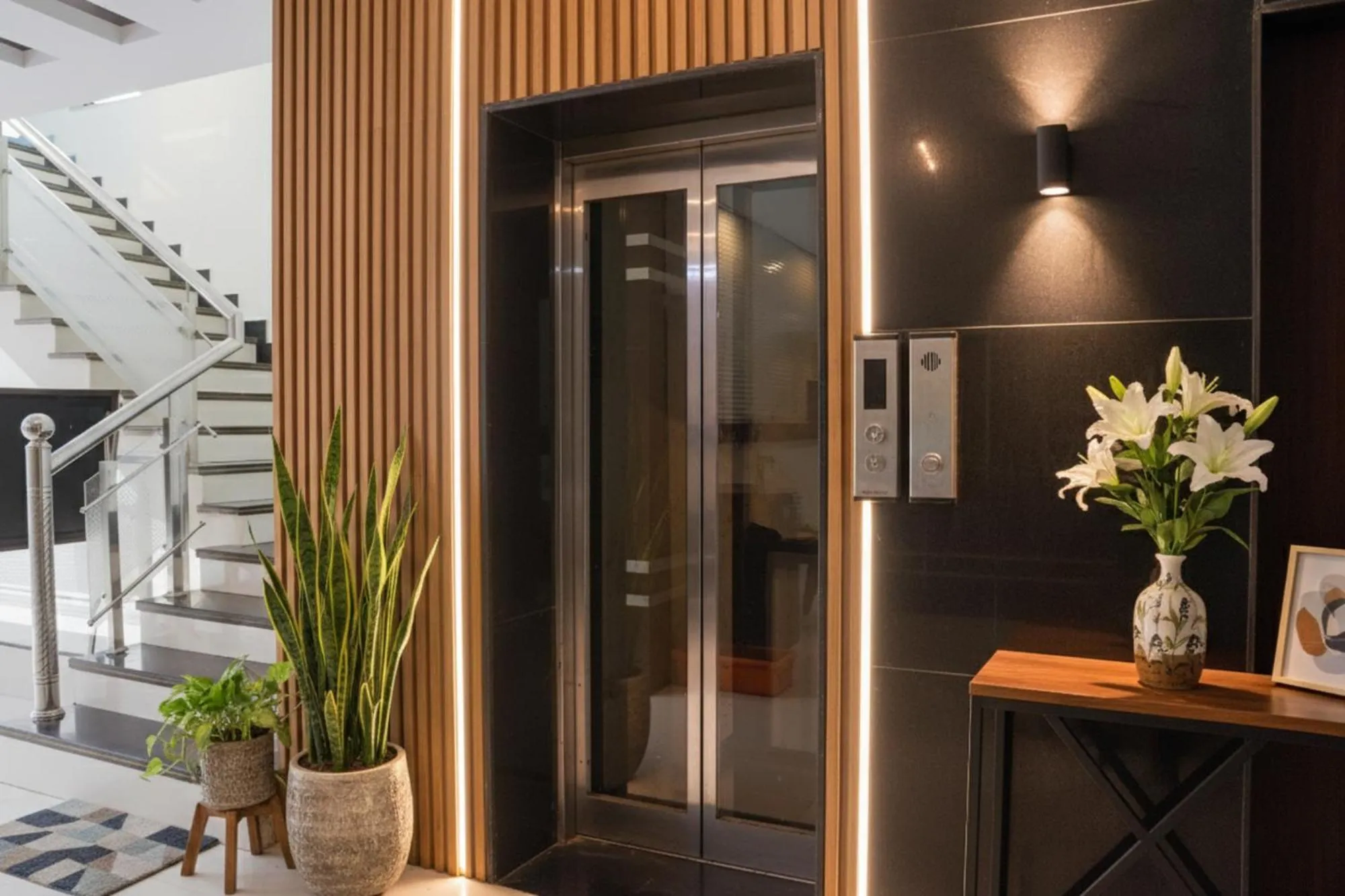 elevator in FabHotel Jalsa DLX