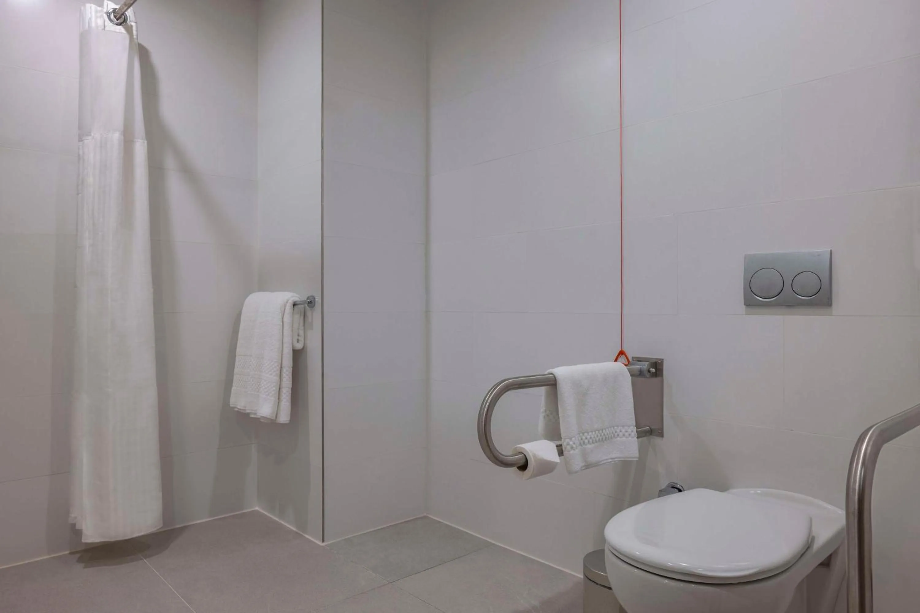 Bathroom in Hampton by Hilton Antalya Airport