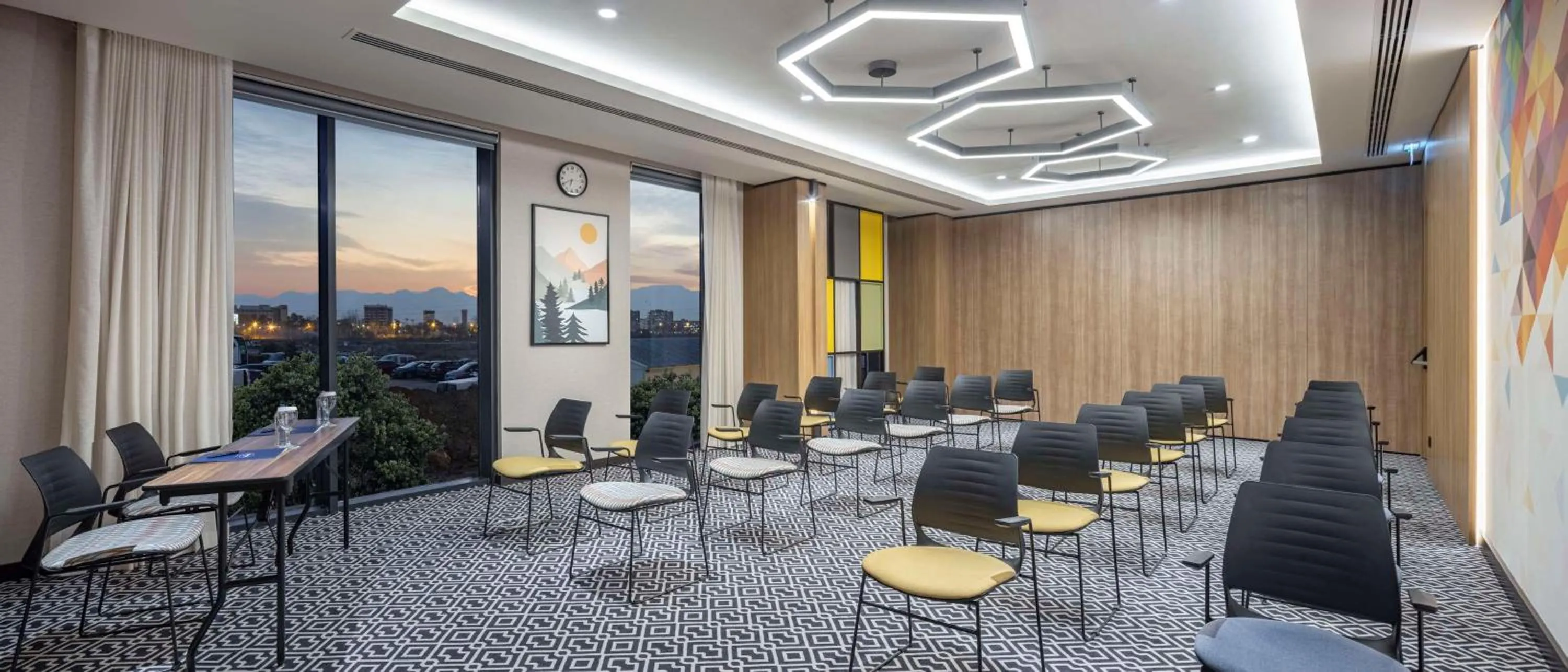 Meeting/conference room in Hampton by Hilton Antalya Airport