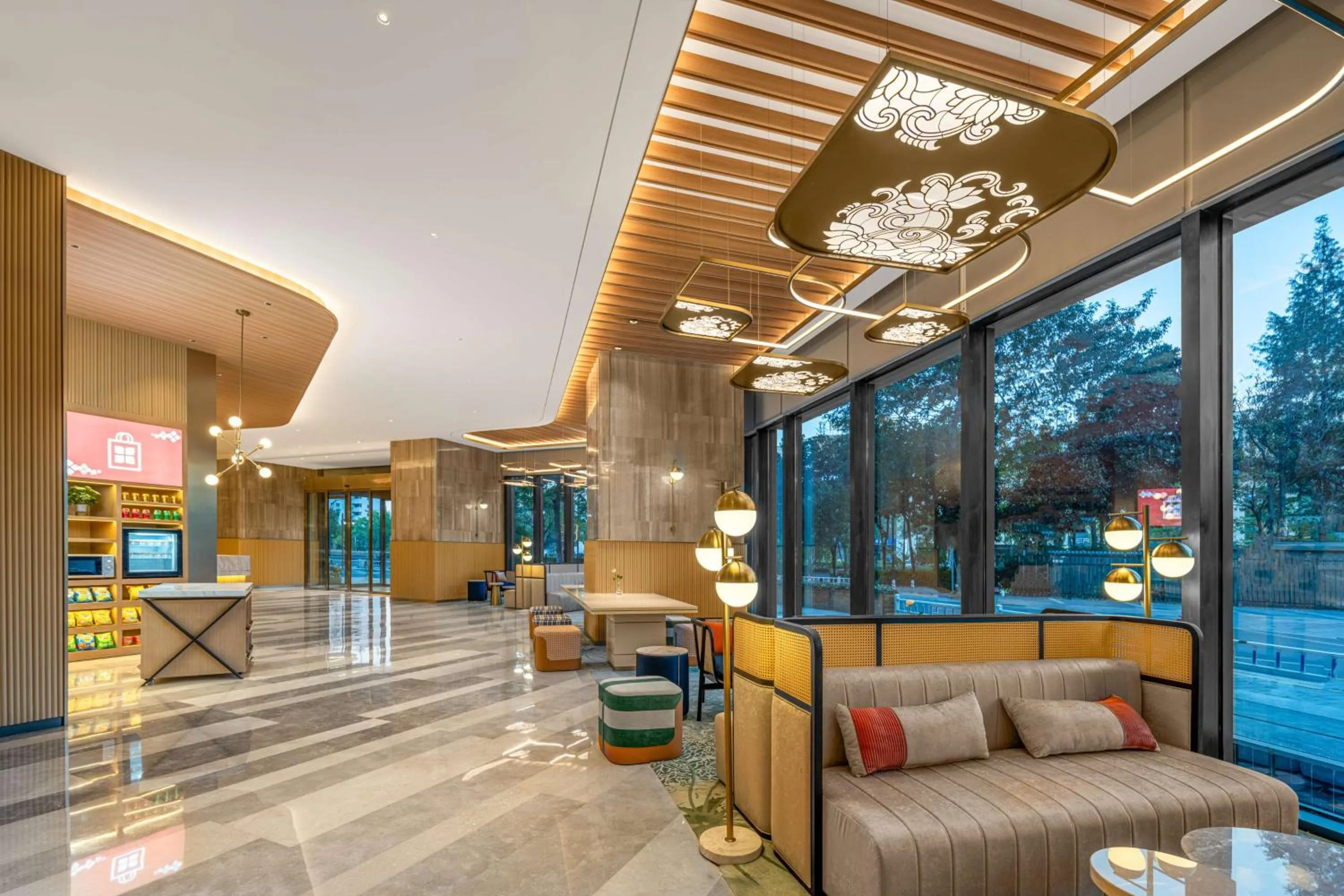 Lobby or reception in Hilton Garden Inn Nantong Haohe Scenic Area