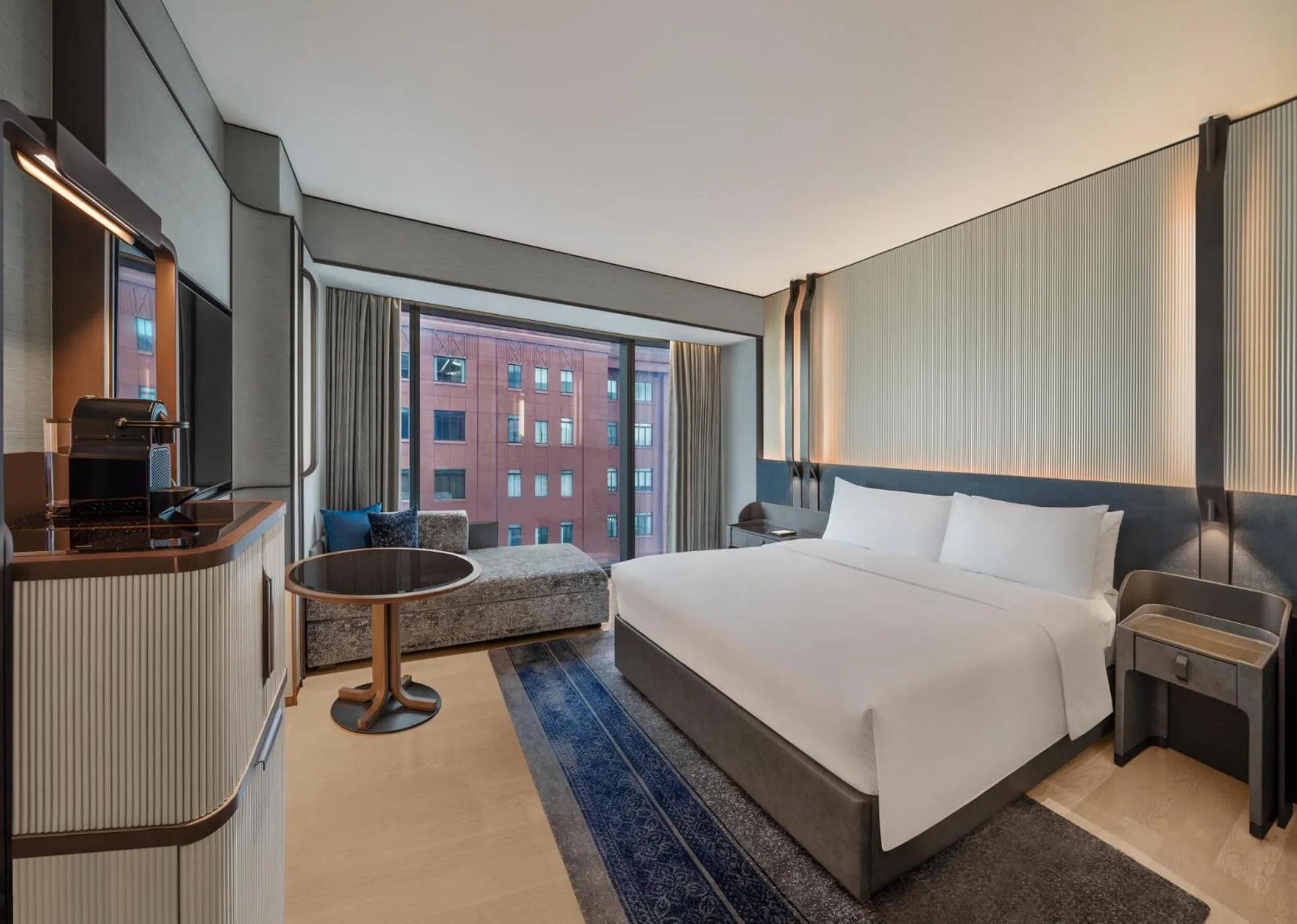 Bedroom, Bed in Hilton Saigon