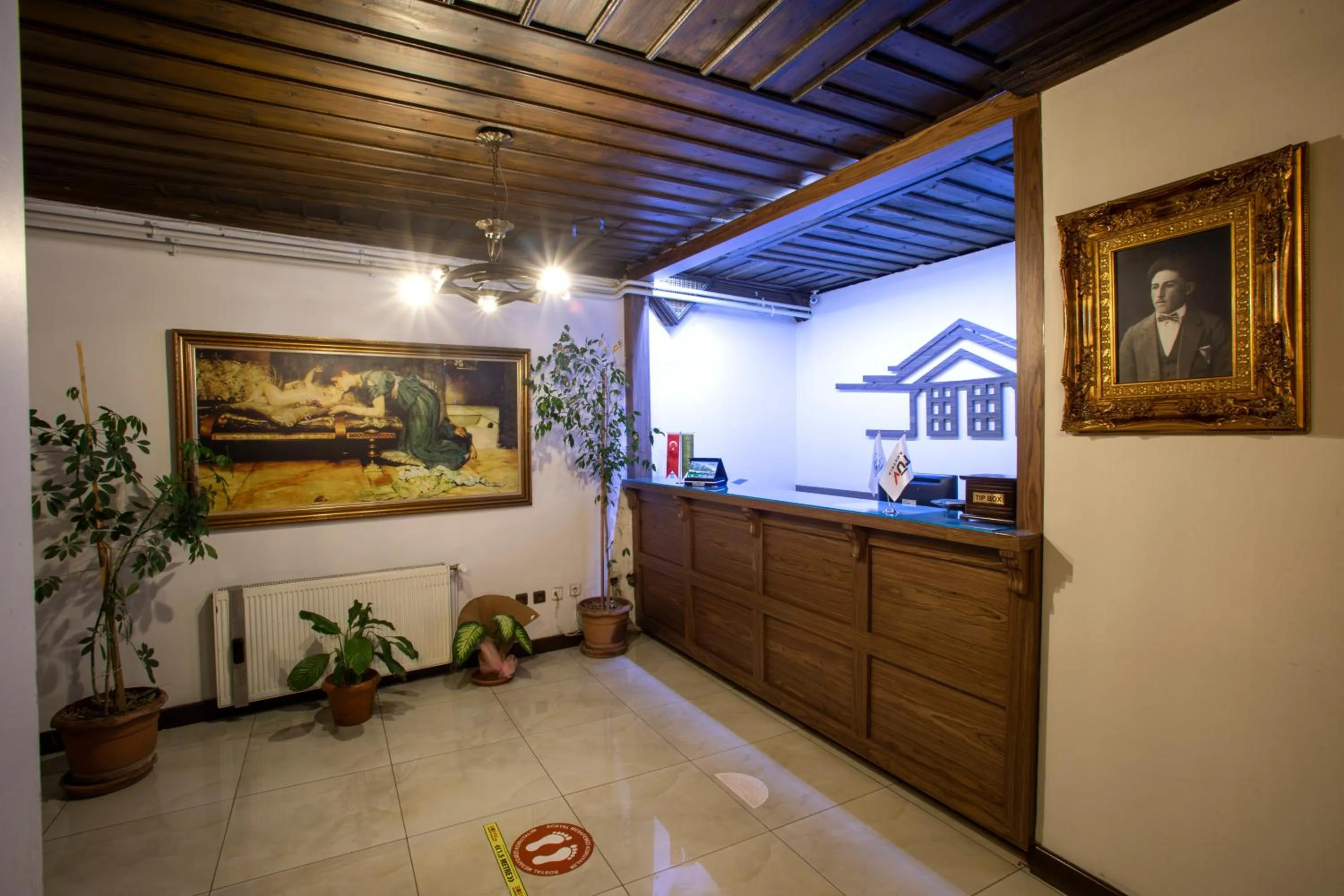 Lobby or reception in EMİN EFENDİ KONAKLARI