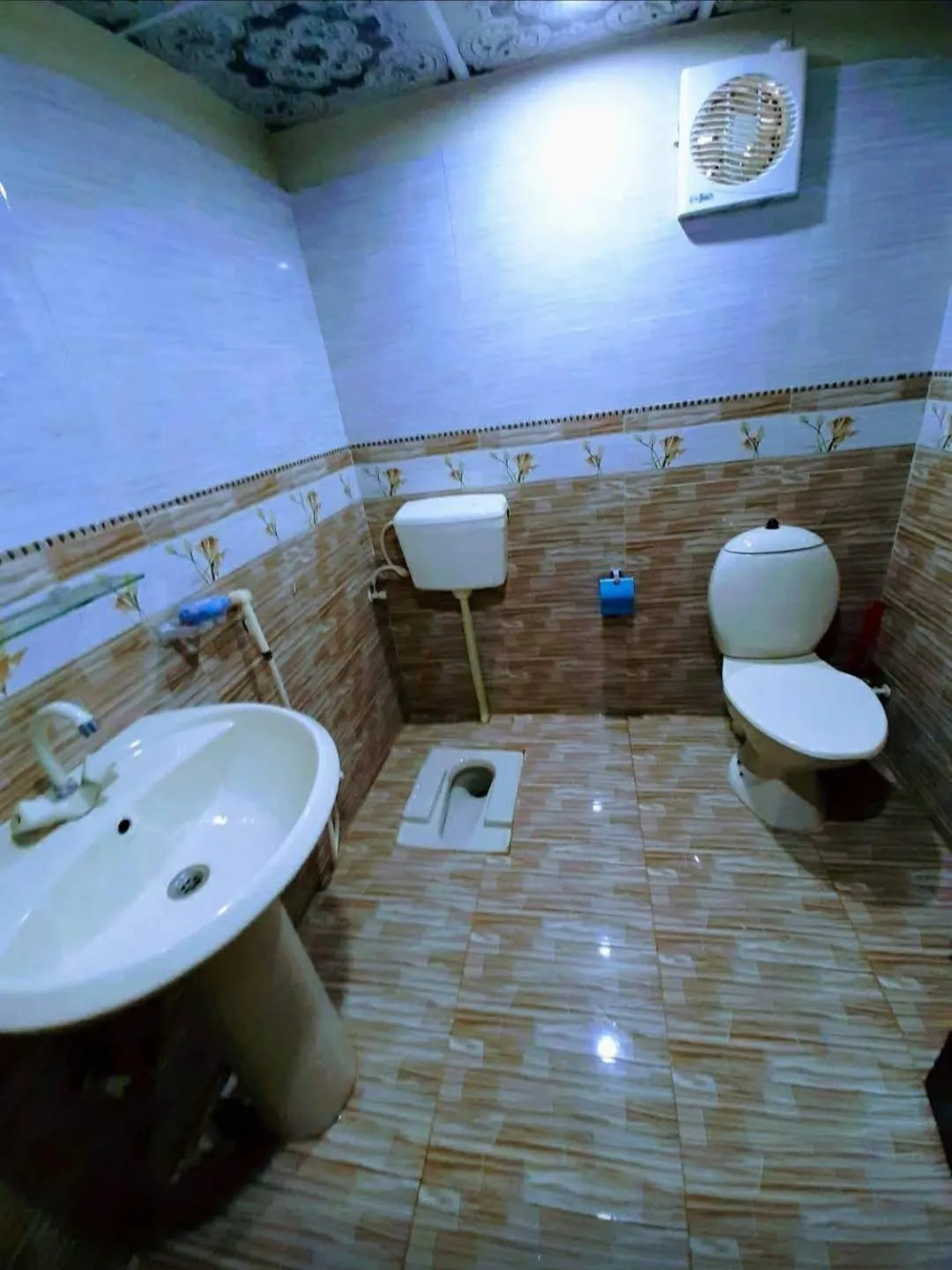 Shower in Galaxy Inn Guest House