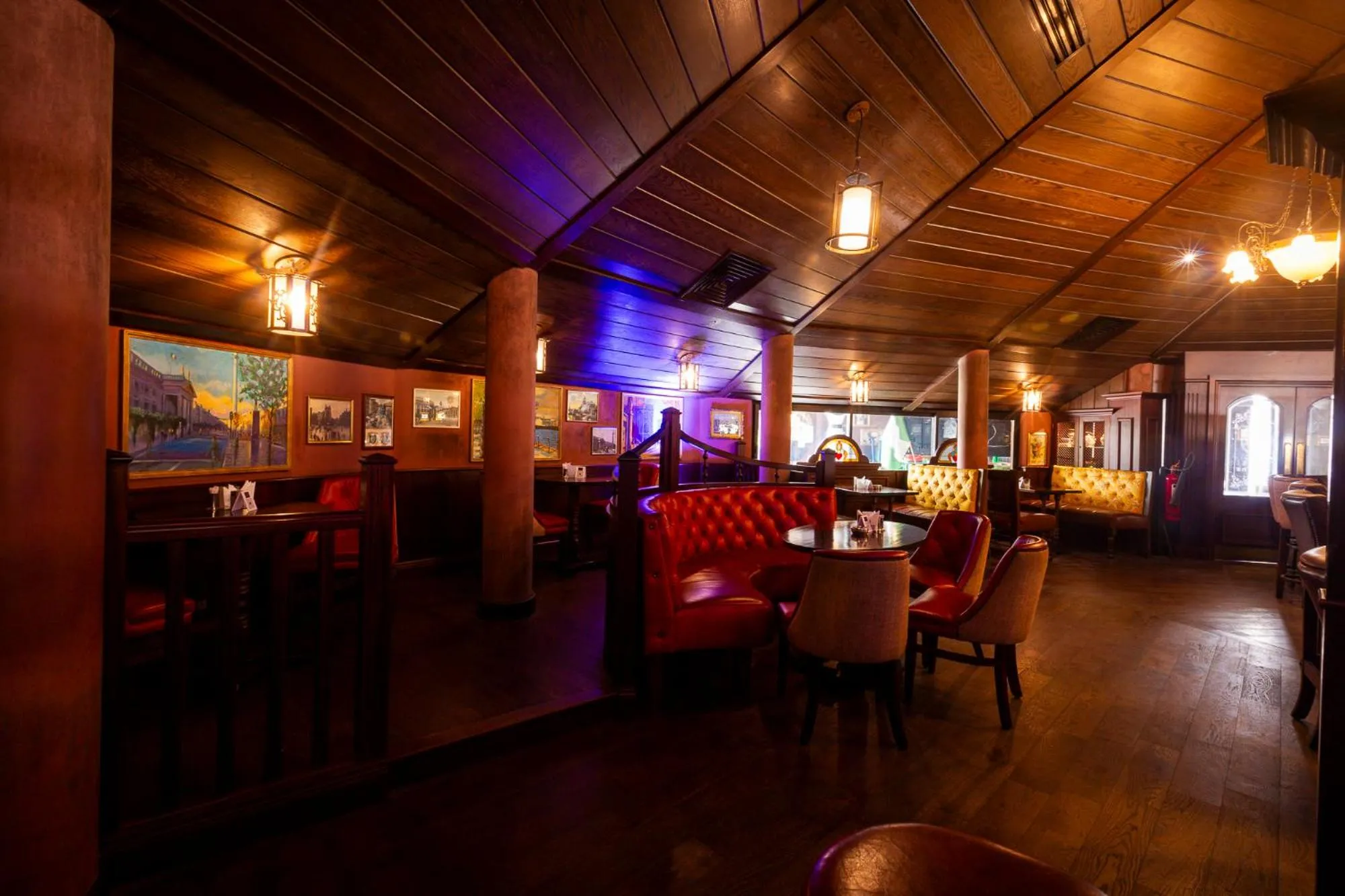 Restaurant/places to eat in Eko Hotel Gardens