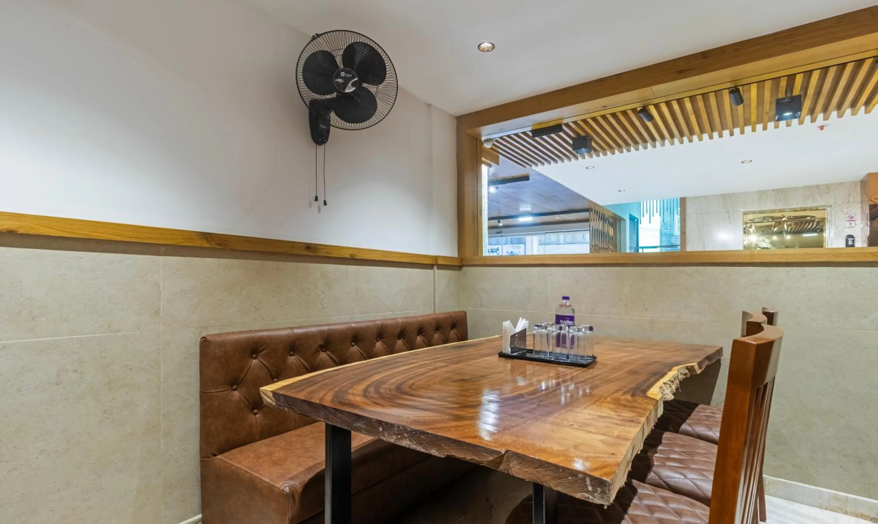 Dining area in Treebo Tiba