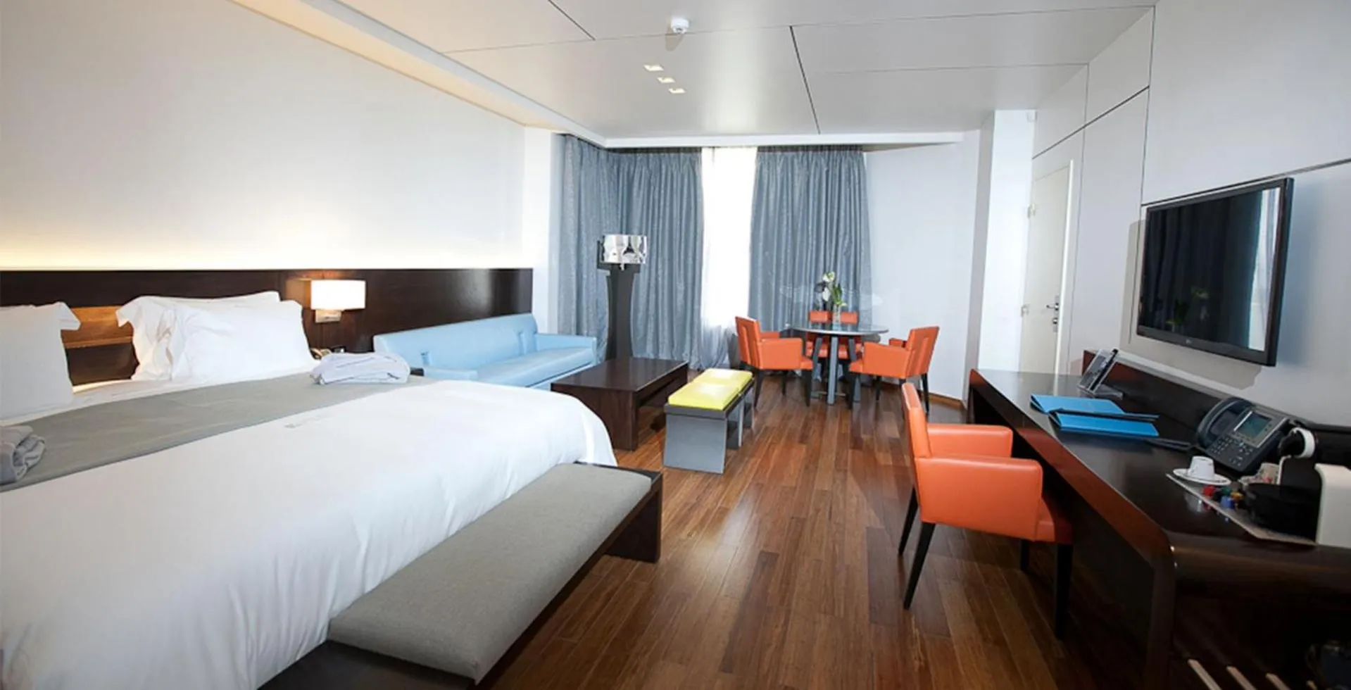 Photo of the whole room, Bed in Eko Hotel Signature