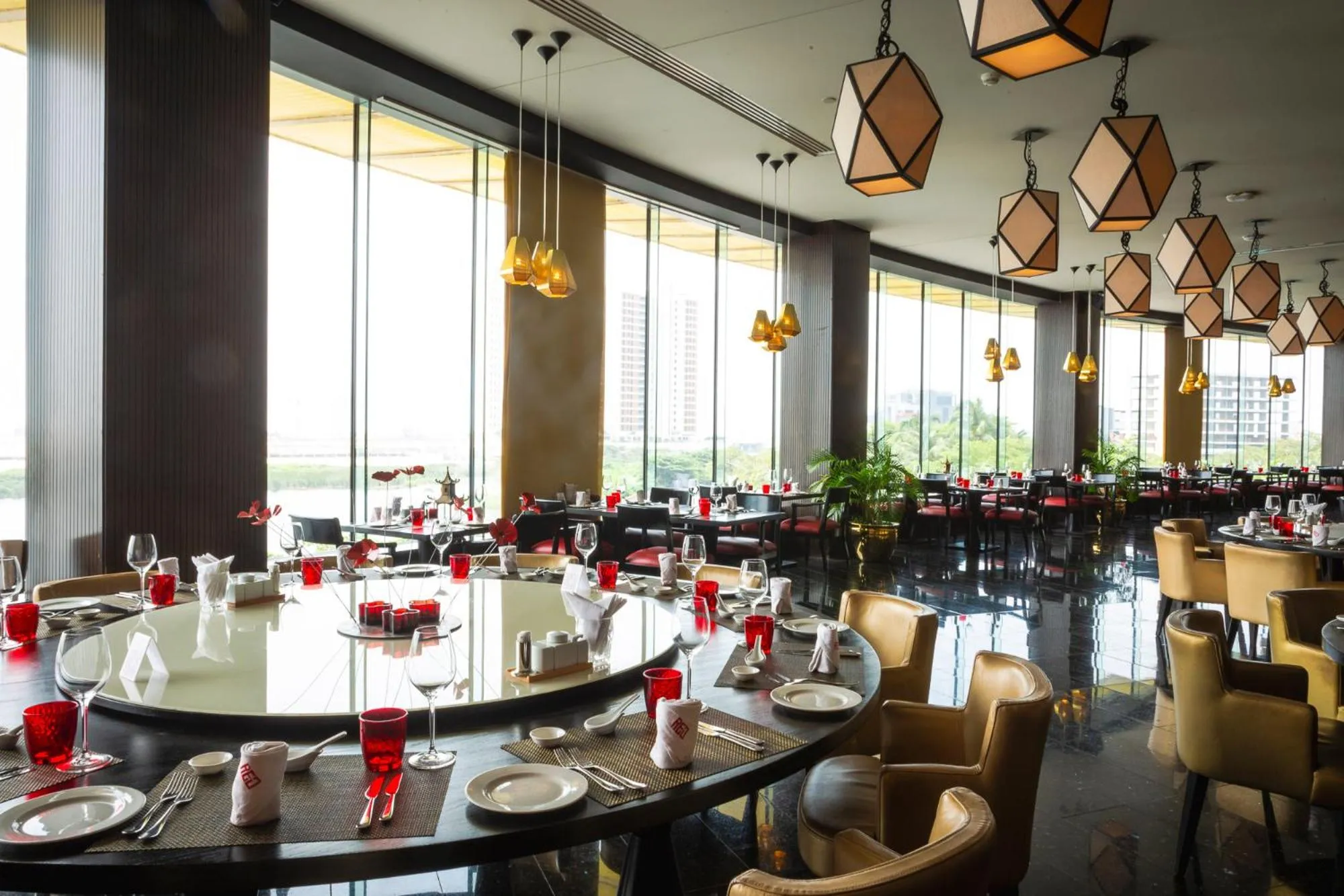 Restaurant/places to eat in Eko Hotel Signature
