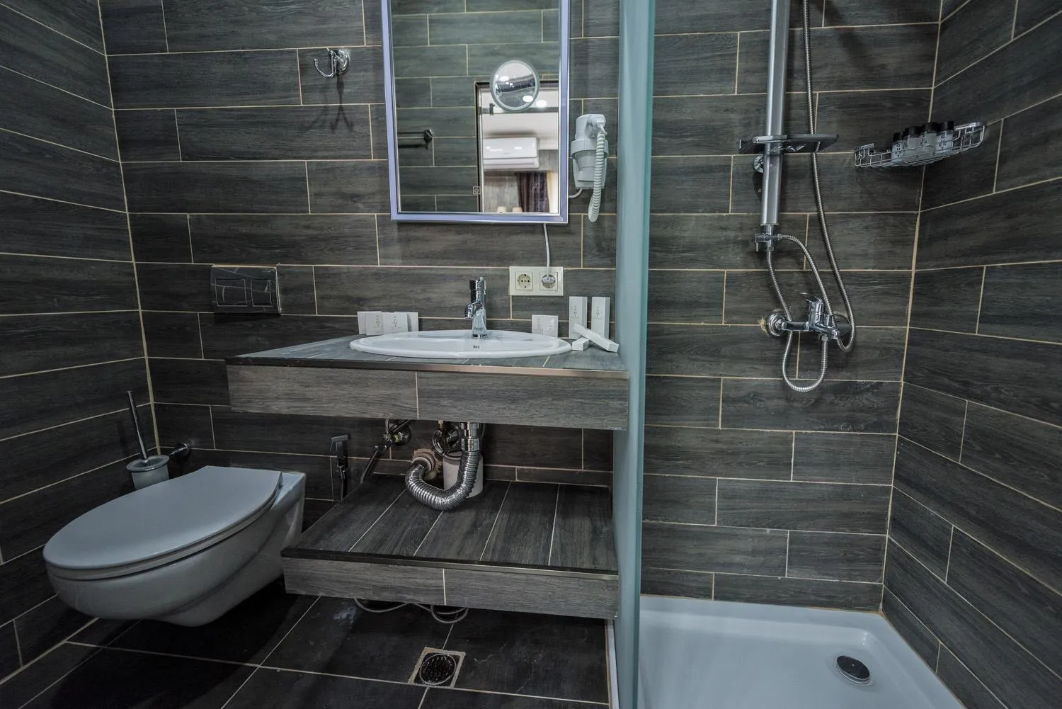 Shower in Sultan Hotel Tbilisi