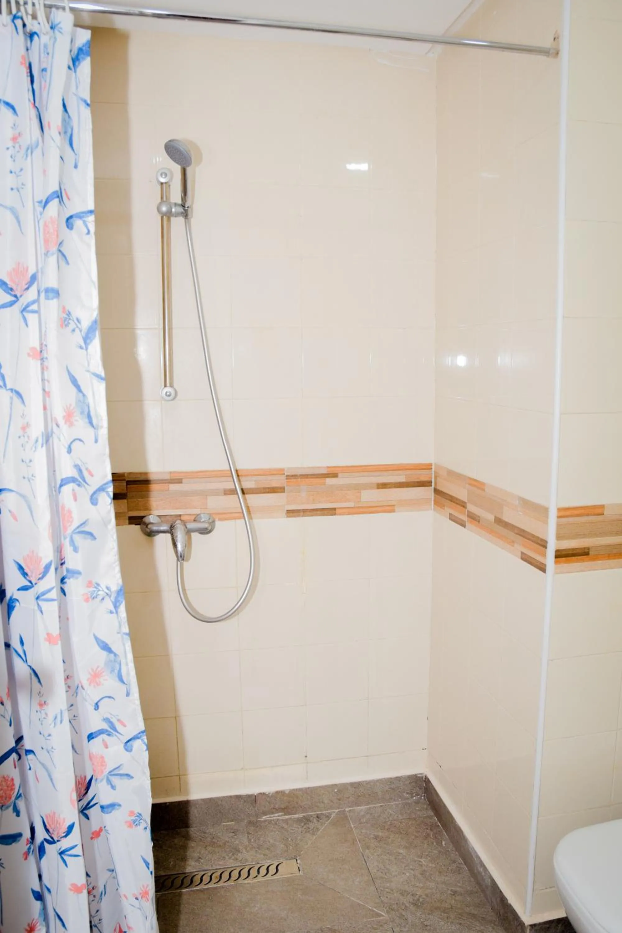 Shower in Le Grand Hotel Djerba