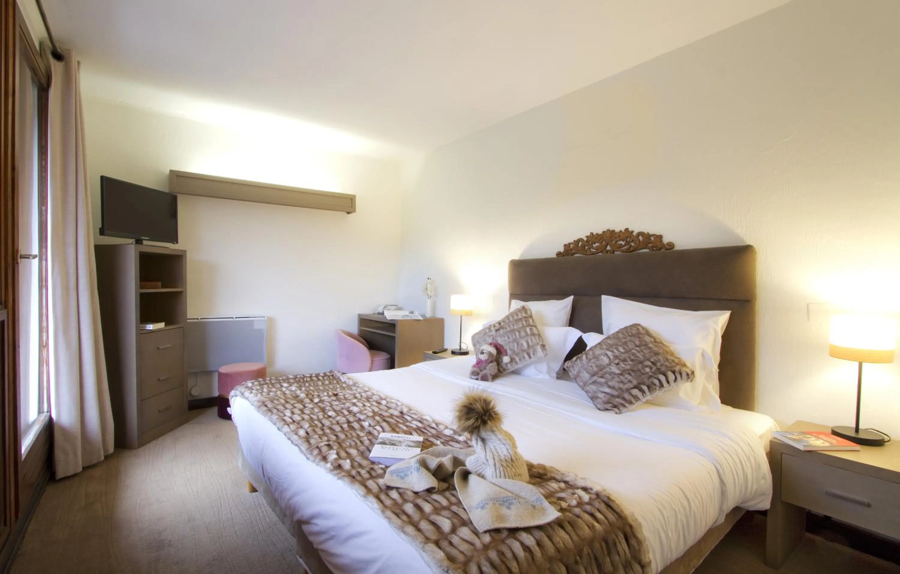 Bedroom, Bed in Odalys Hotel New Solarium