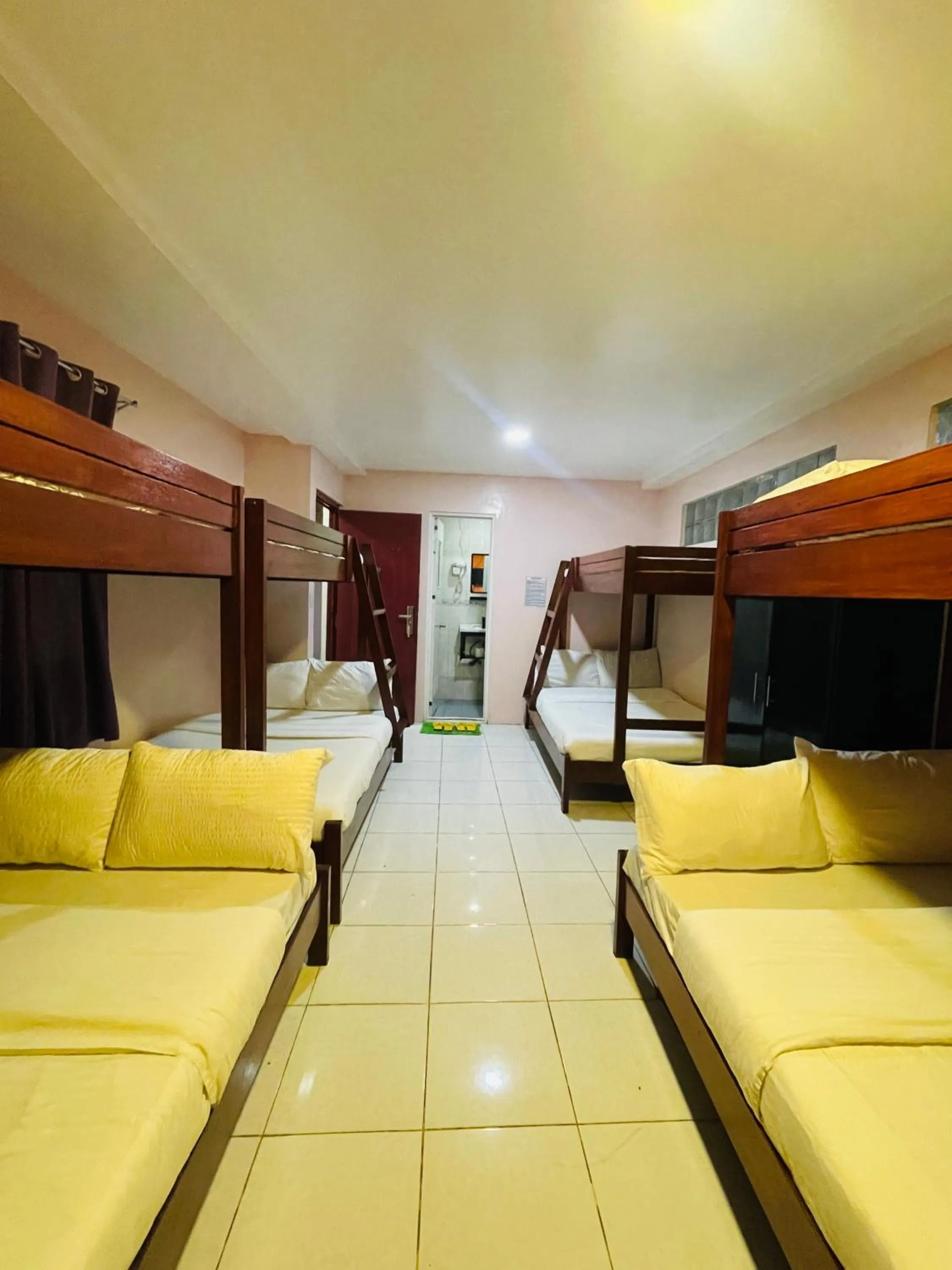 Photo of the whole room, Bed in Sukhavati Inn