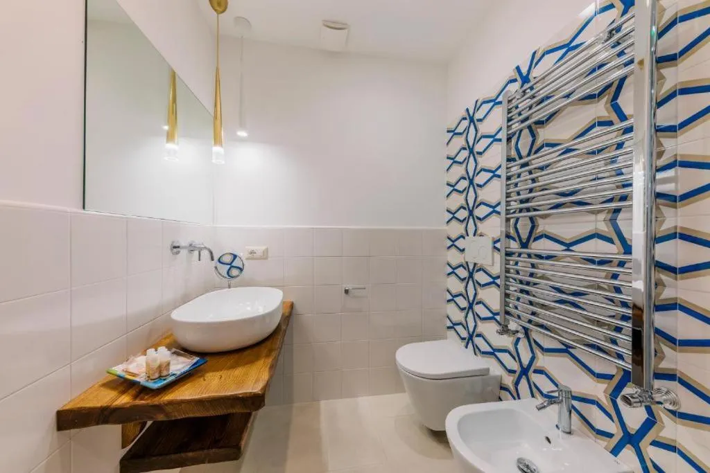 Toilet in Monte Brusara Relais