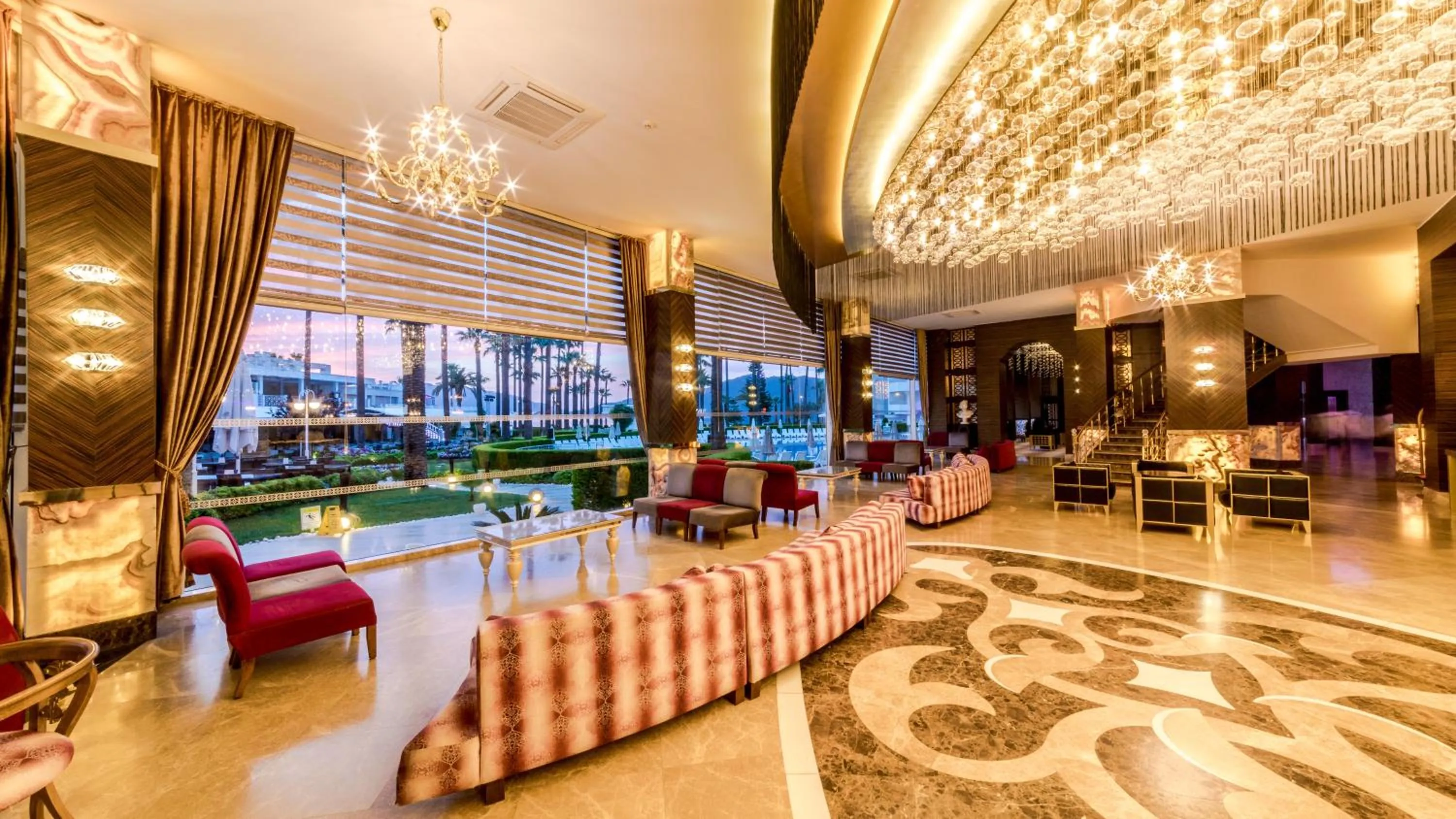 Communal lounge/ TV room in Prime Beach Hotel