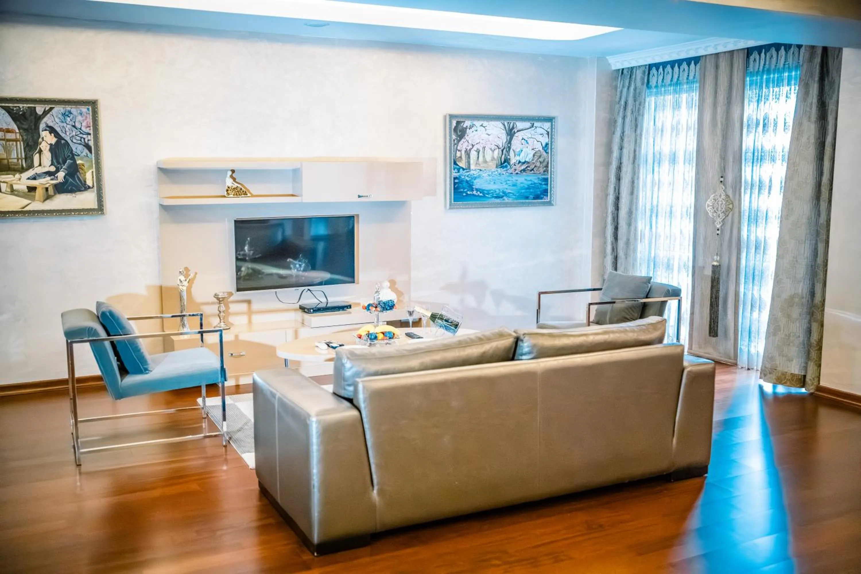 Seating area in Prime Beach Hotel