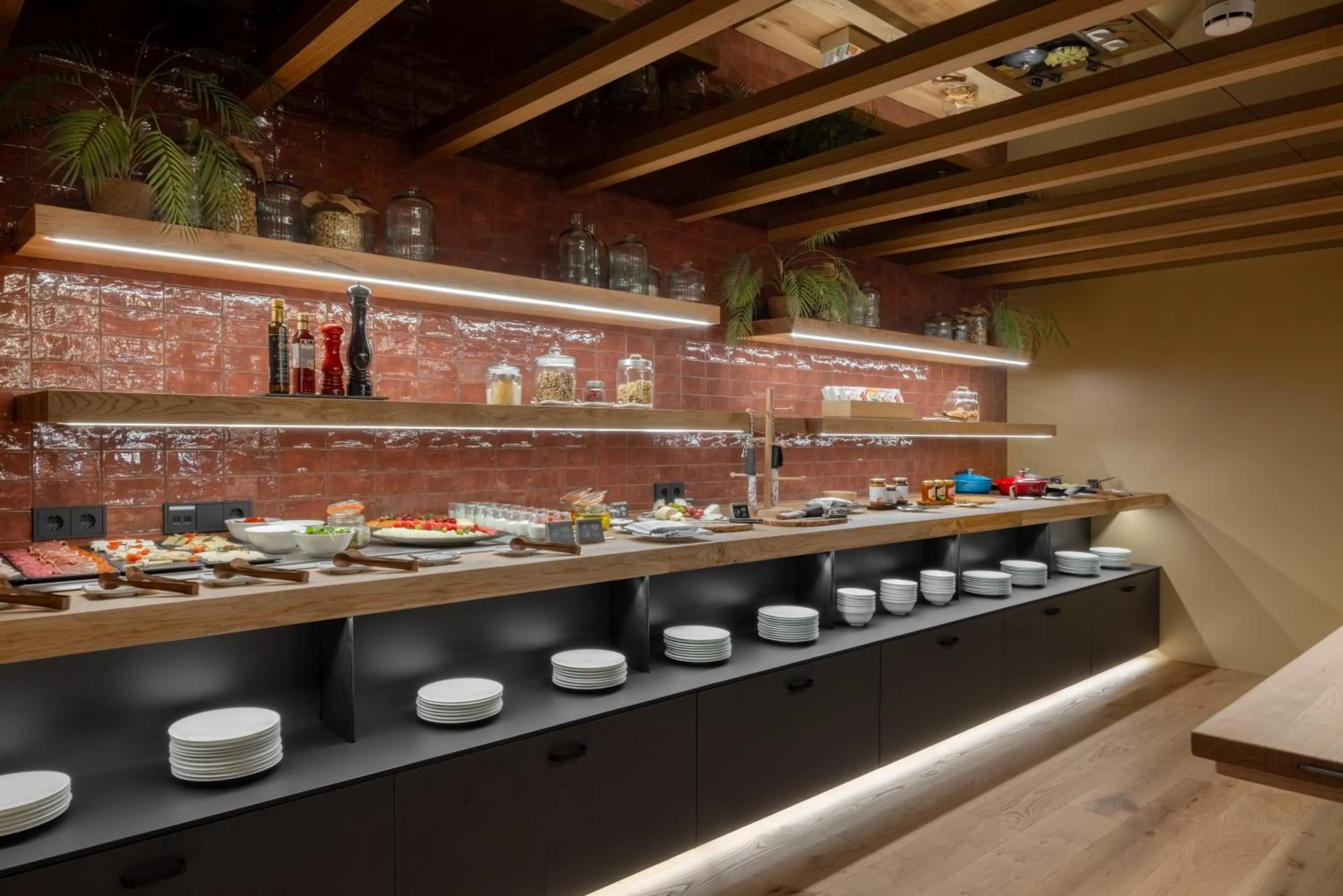 Breakfast in Hotel SB Win 4 Sup