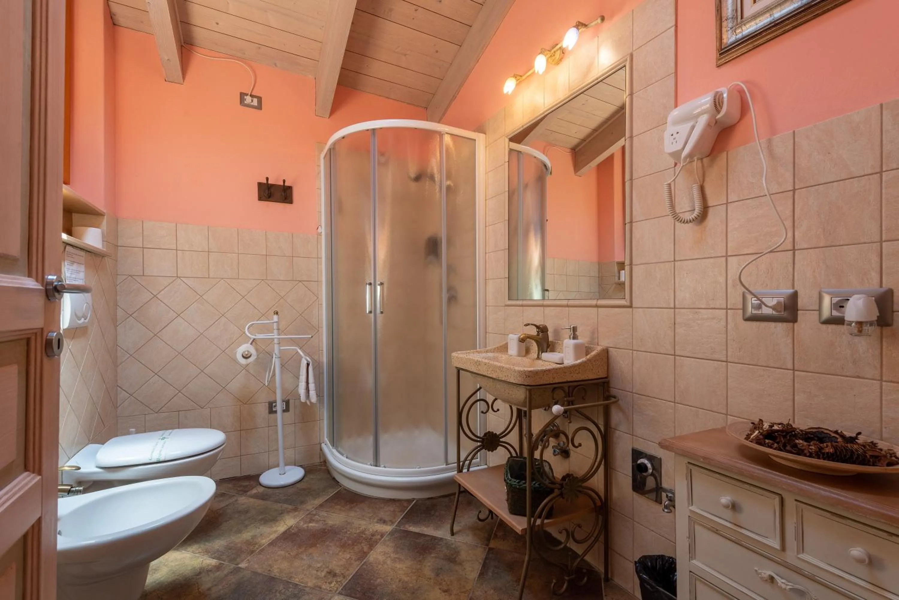 Shower in Villa Mery