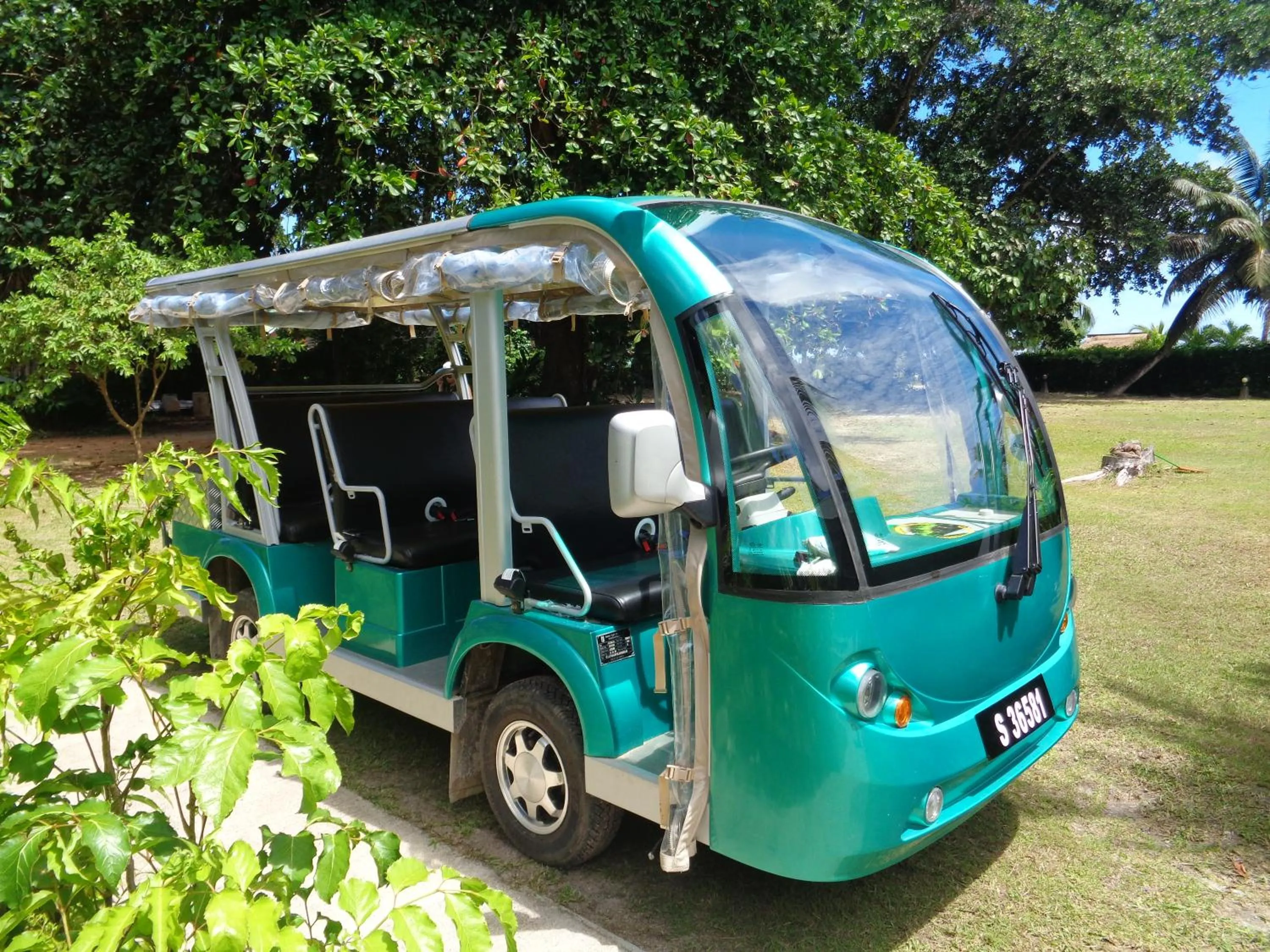 shuttle in Chez Michellin Pensions Residence