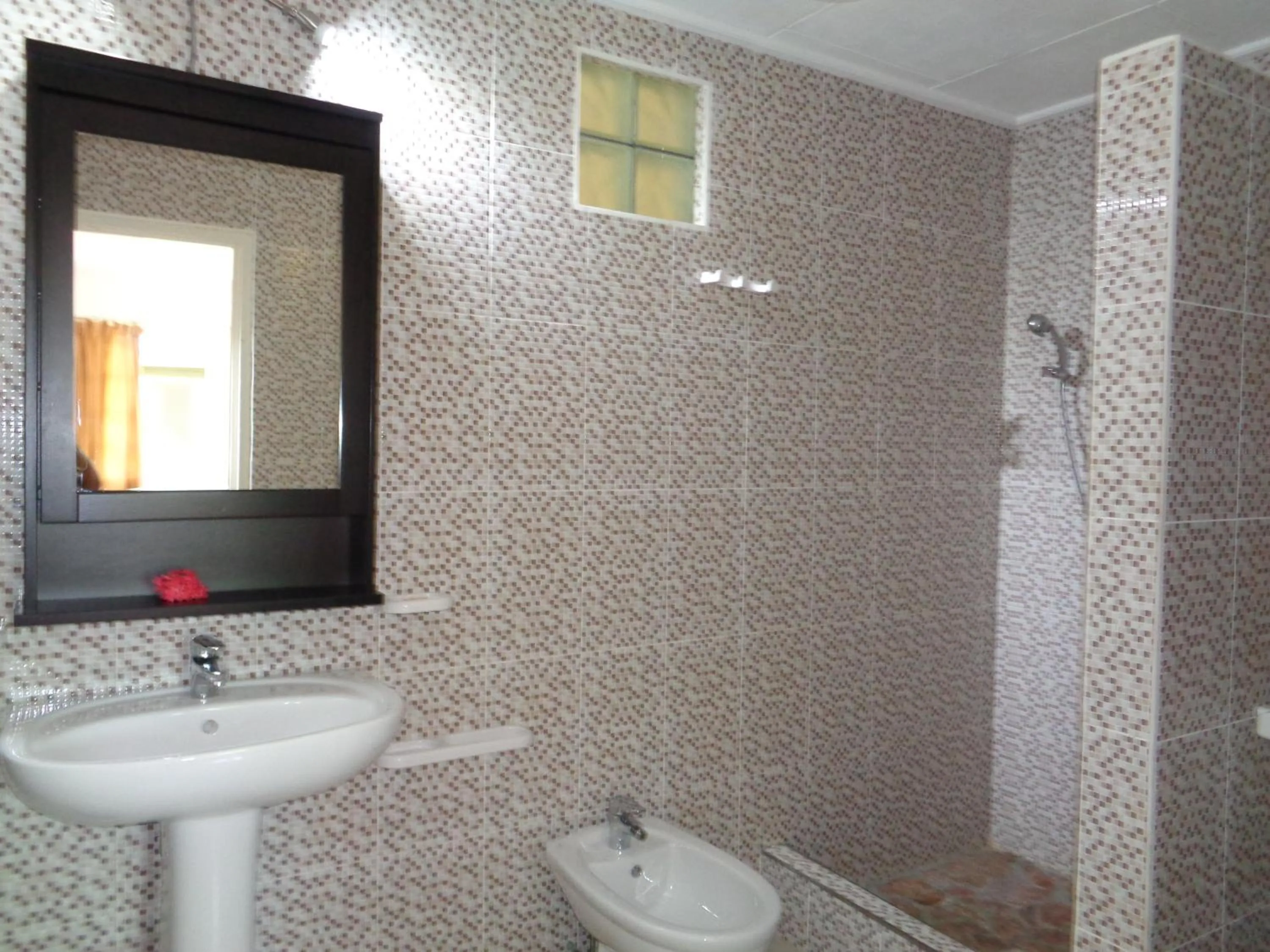 Bathroom in Chez Michellin Pensions Residence