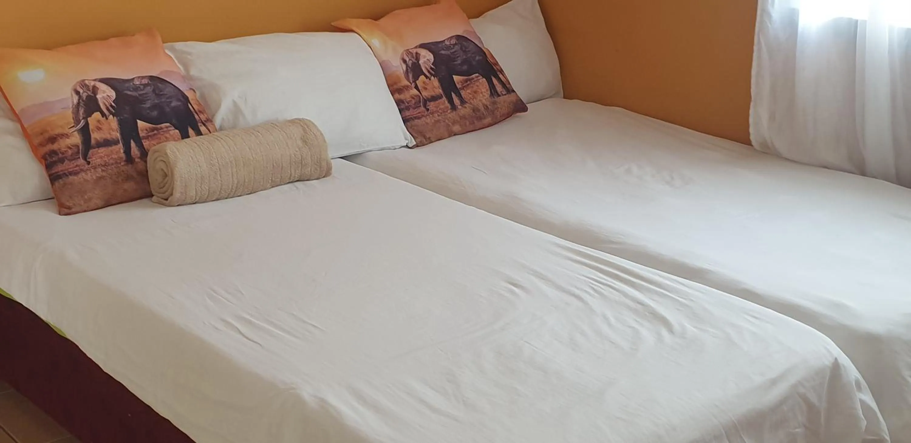 Bedroom, Bed in Paradise Camp Game Lodge