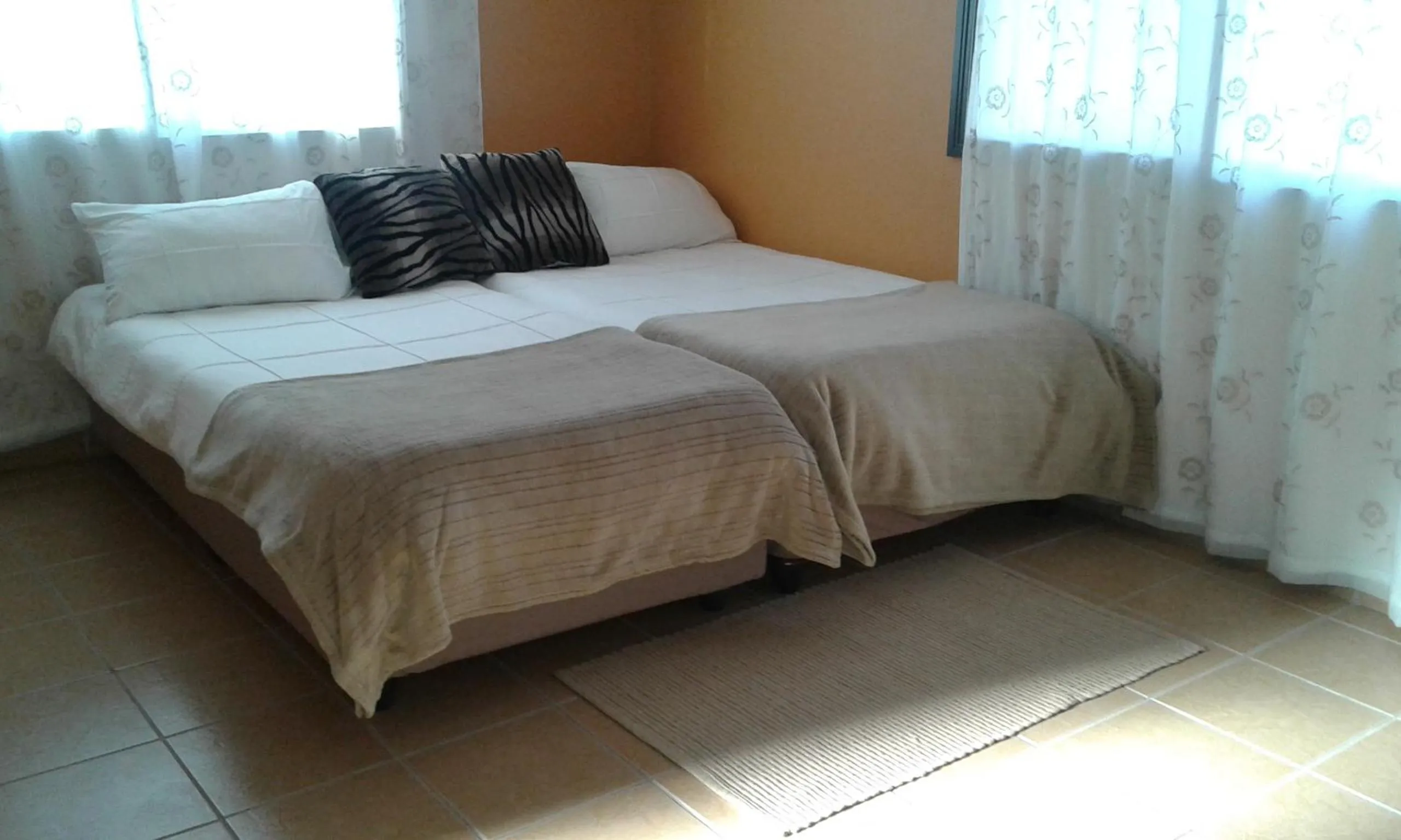 Bedroom, Bed in Paradise Camp Game Lodge