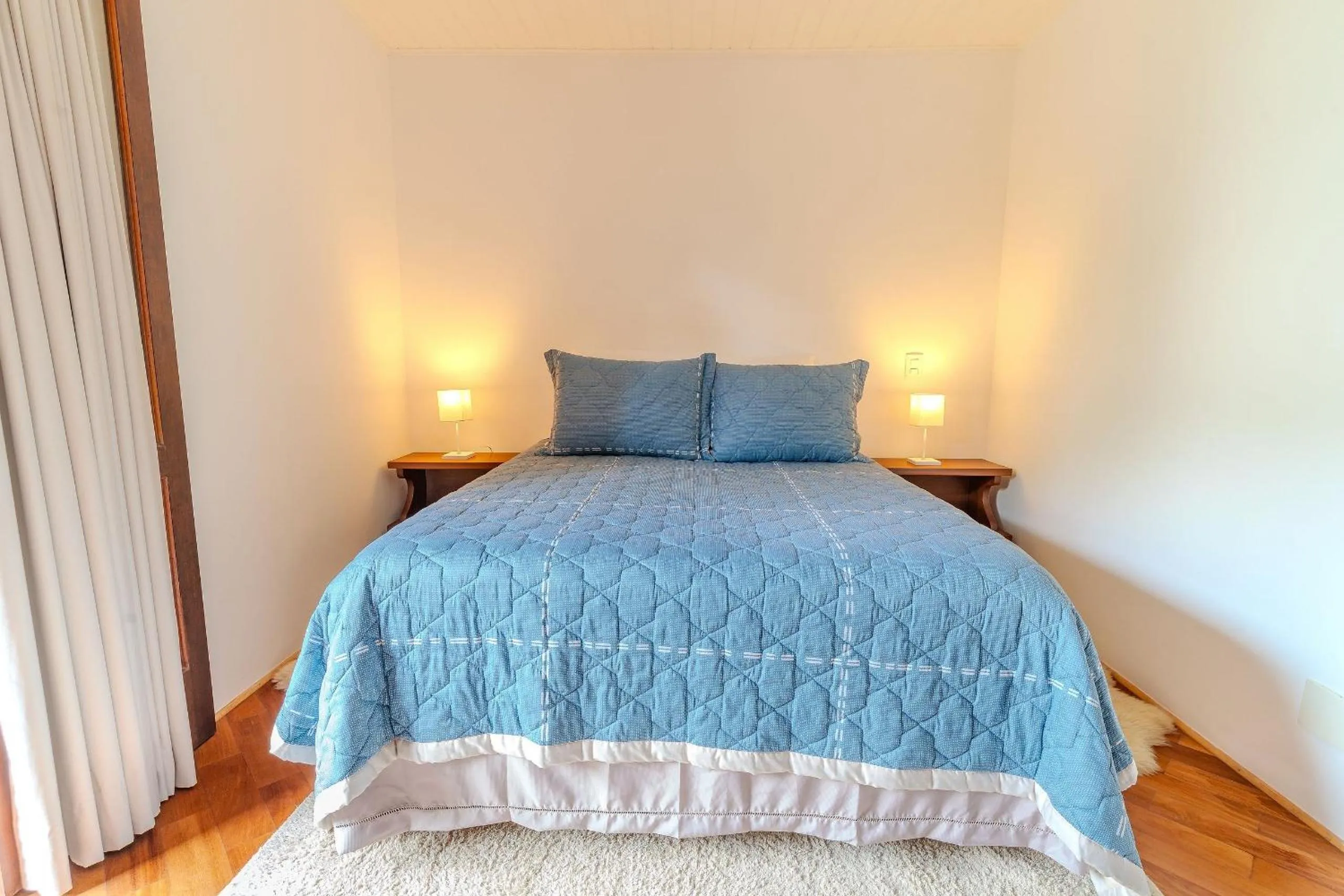 Bed in Lindo Apartamento próximo ao centro do Capivari