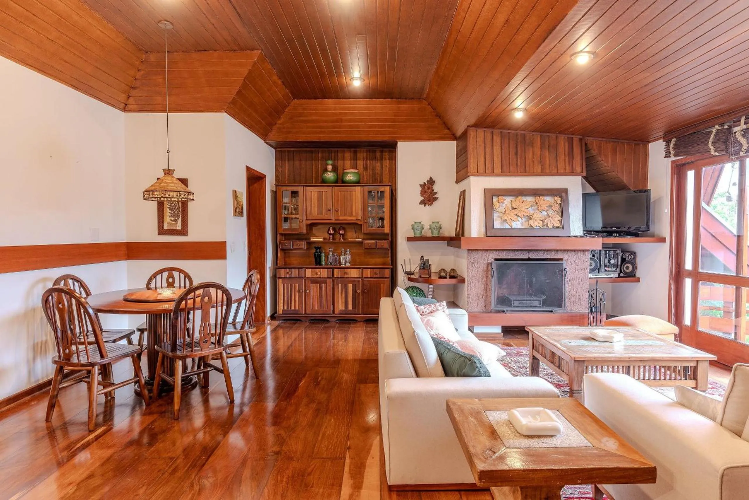 Lindo Apartamento próximo ao centro do Capivari