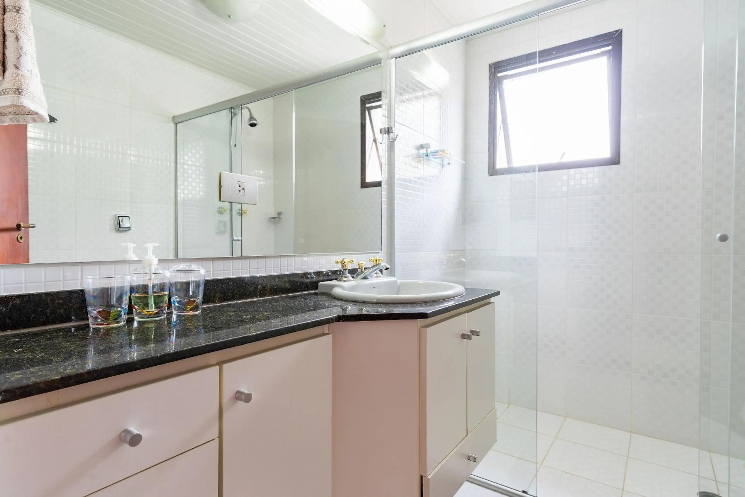 Lindo Apartamento próximo ao centro do Capivari