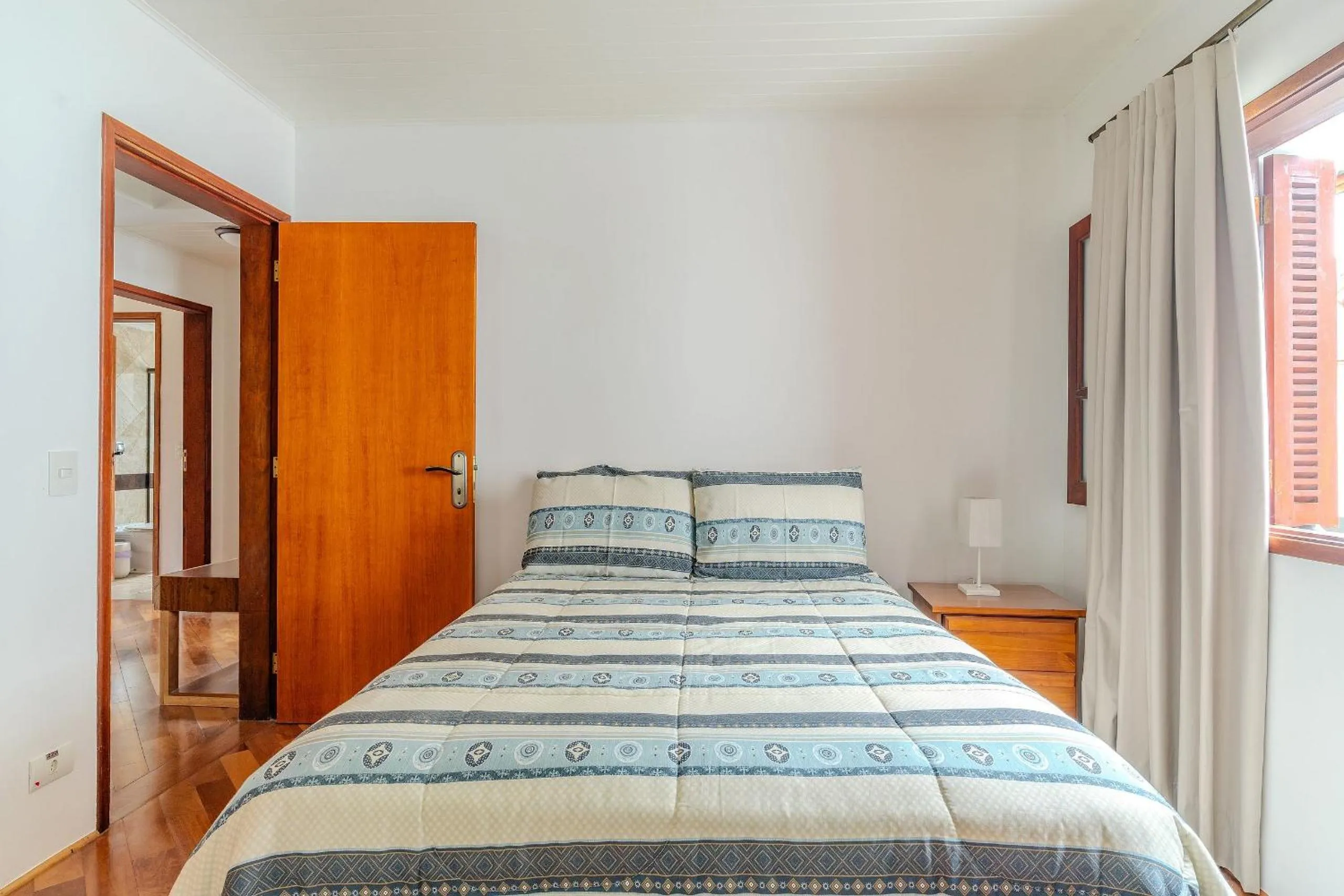 Bed in Lindo Apartamento próximo ao centro do Capivari