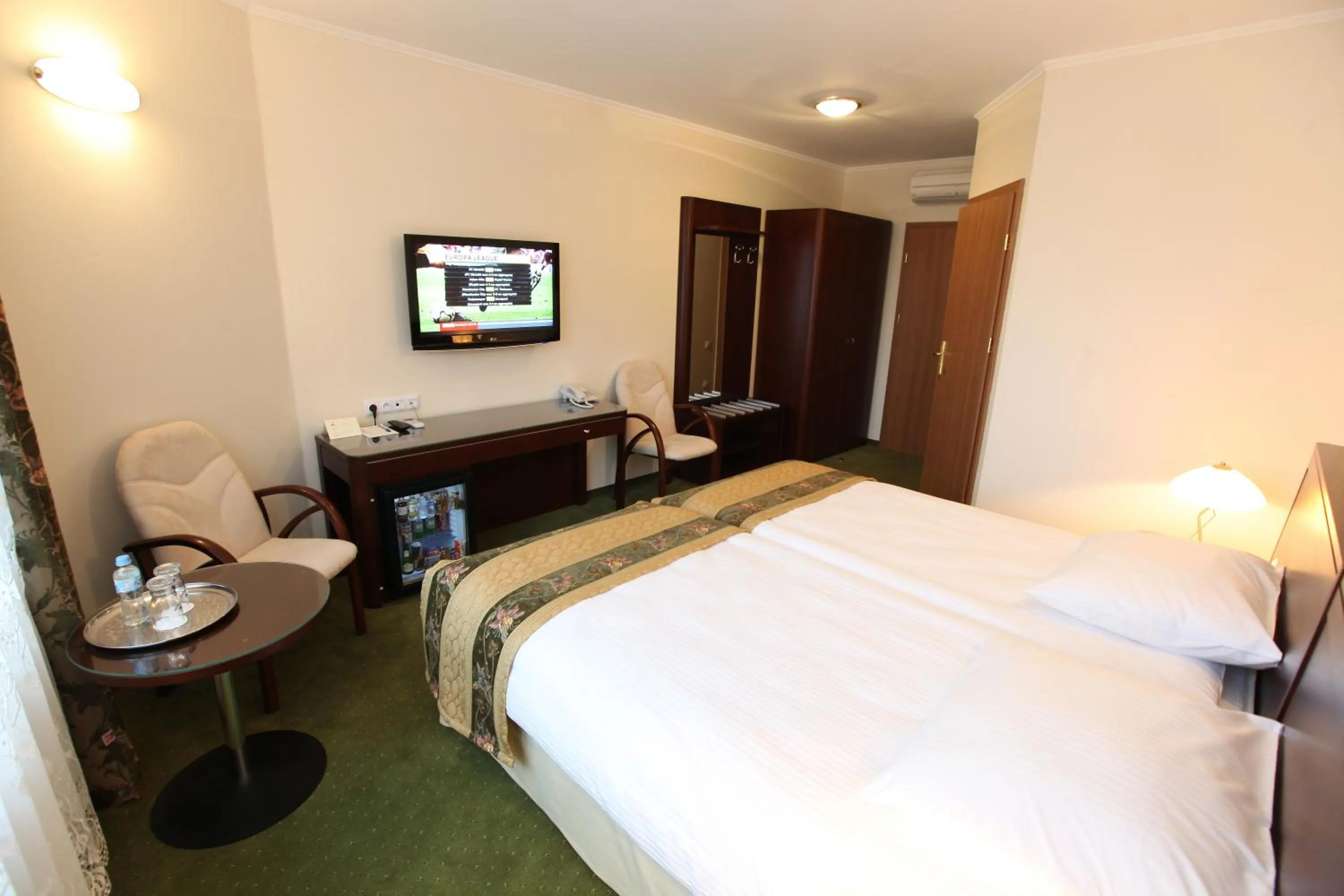 Photo of the whole room, Bed in Hotel Janusz