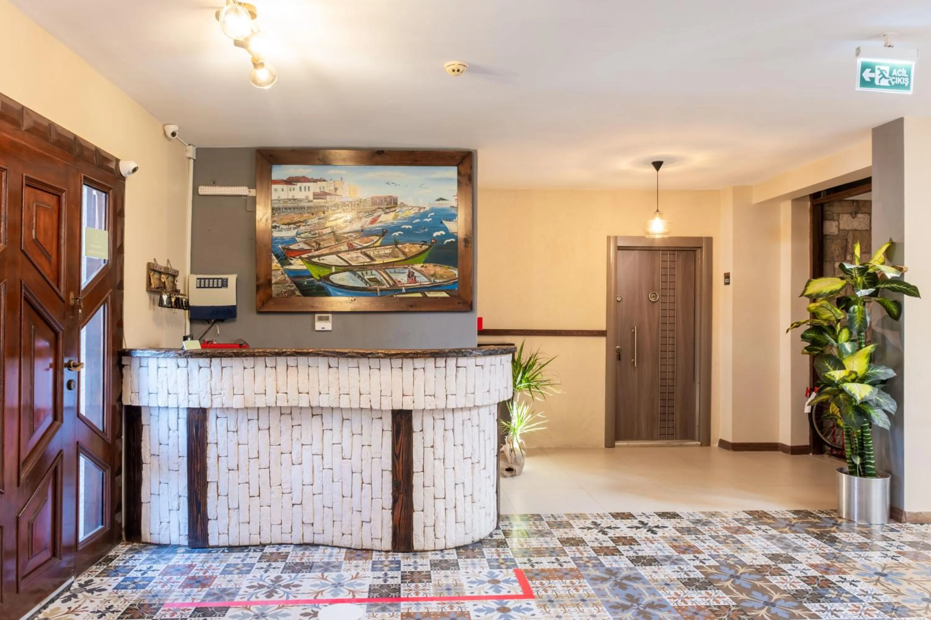 Lobby or reception in Espira by Antioch Hotel