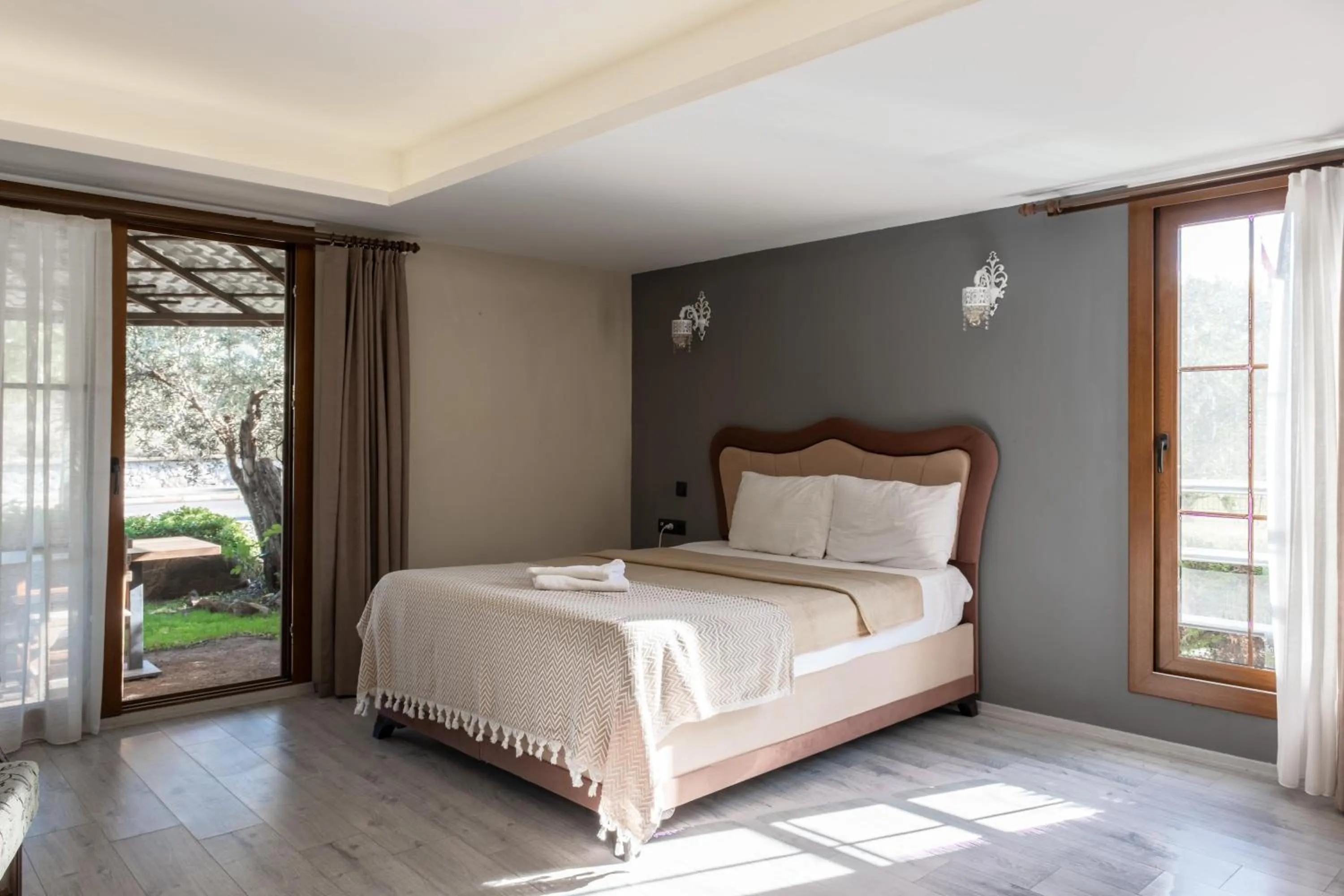 Bed in Espira by Antioch Hotel