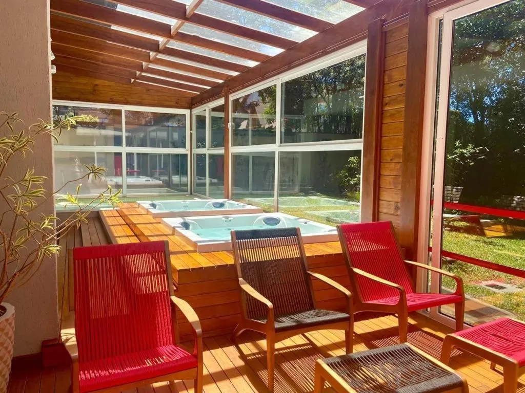 Hot Tub in Hotel Laghetto Stilo Borges