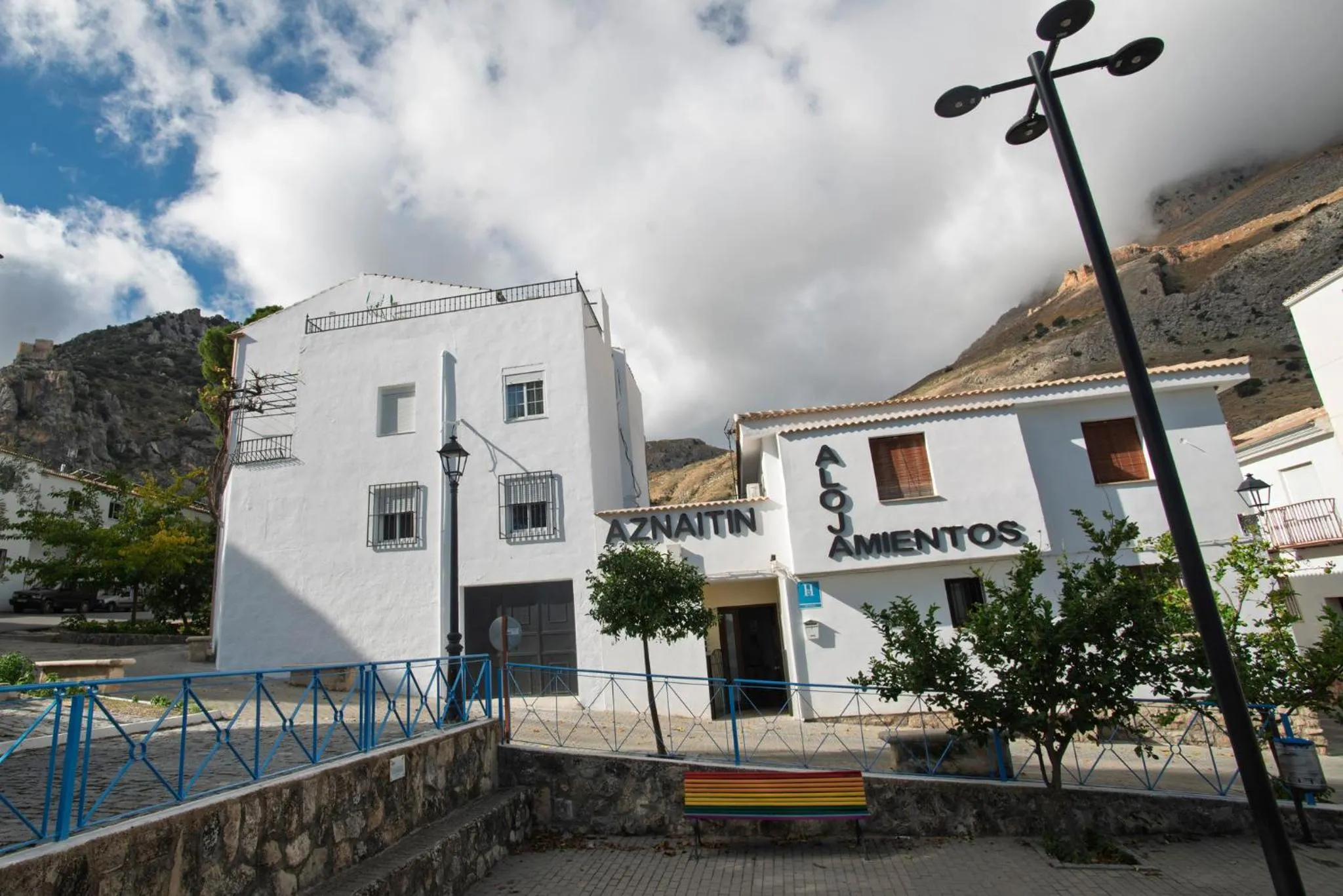 Hotel Rural Aznaitín