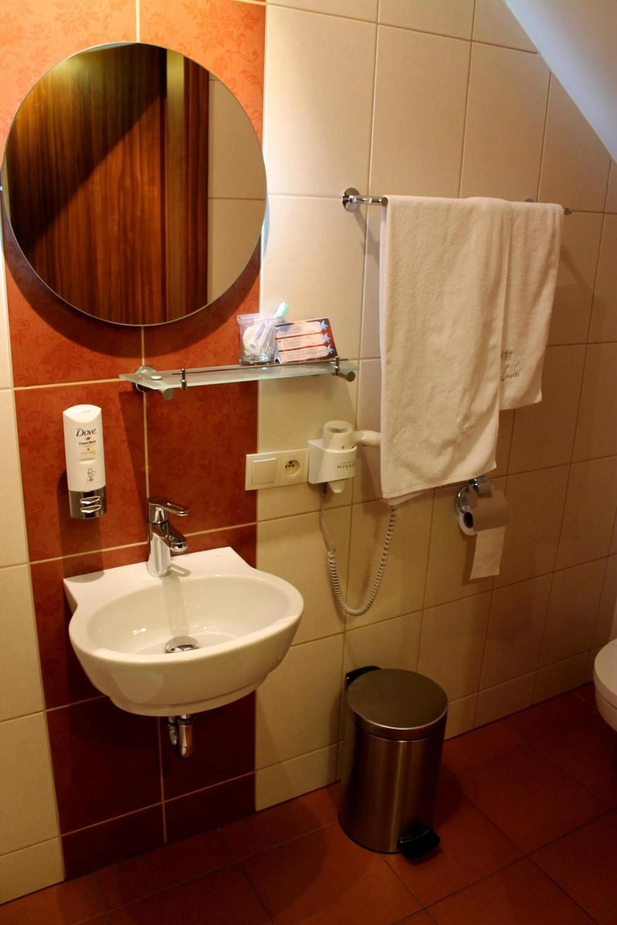 Bathroom in Hotel Linder