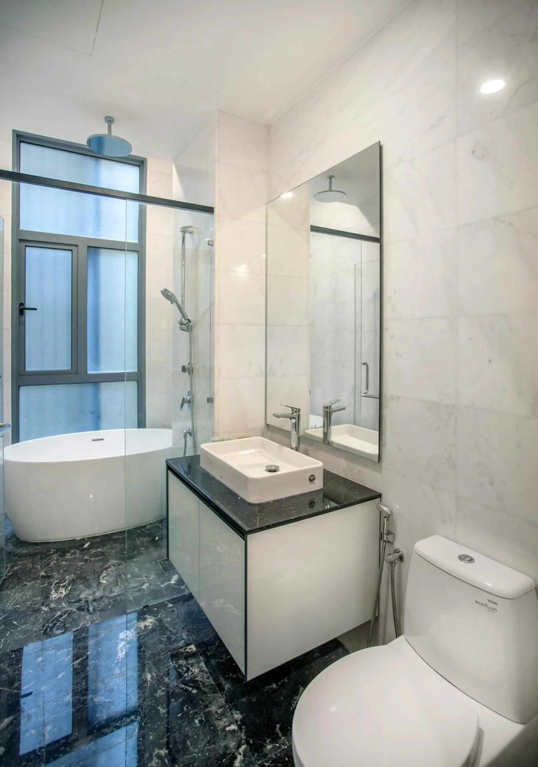 Shower in Royce Residence KLCC by Cobnb