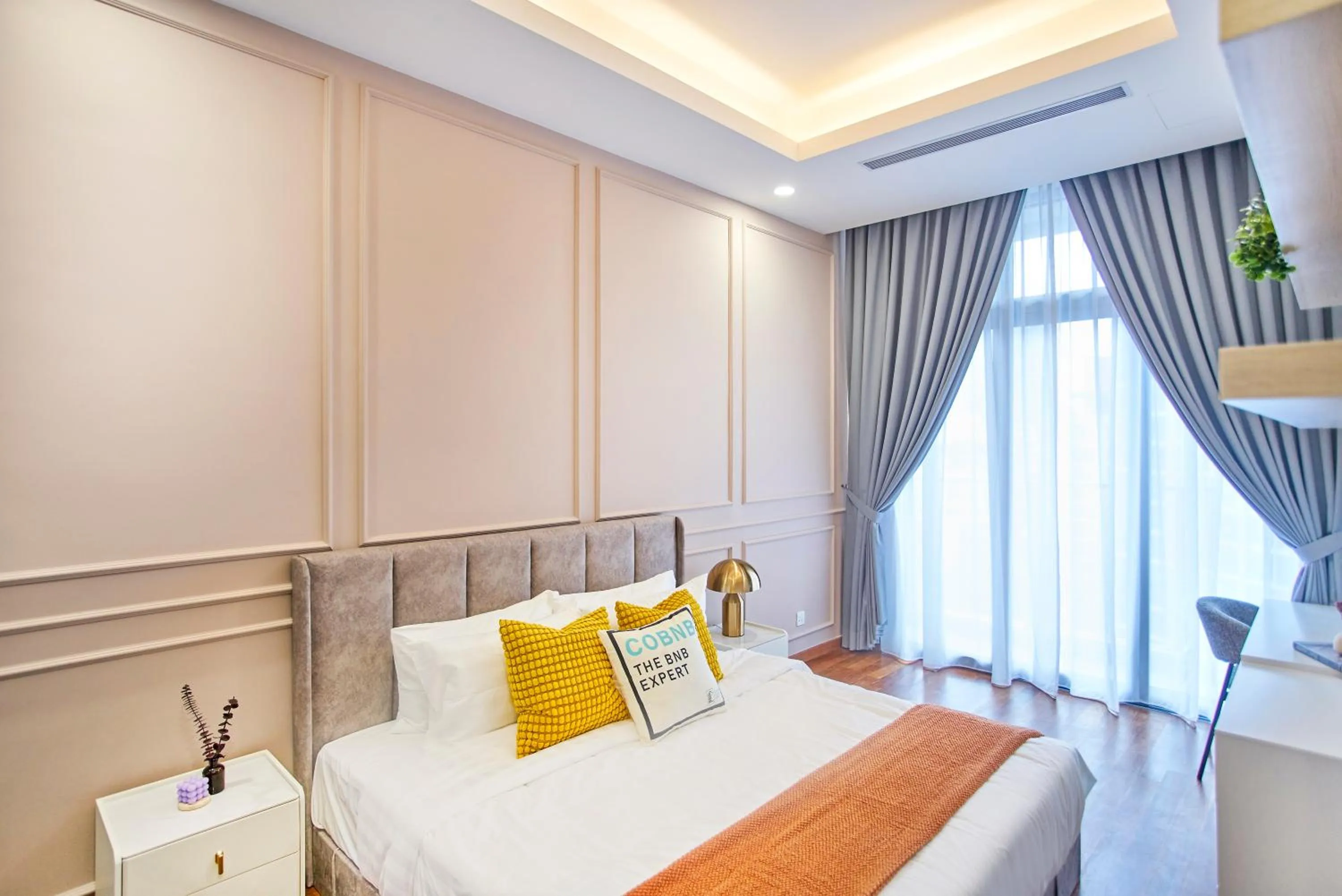 Bed in Royce Residence KLCC by Cobnb