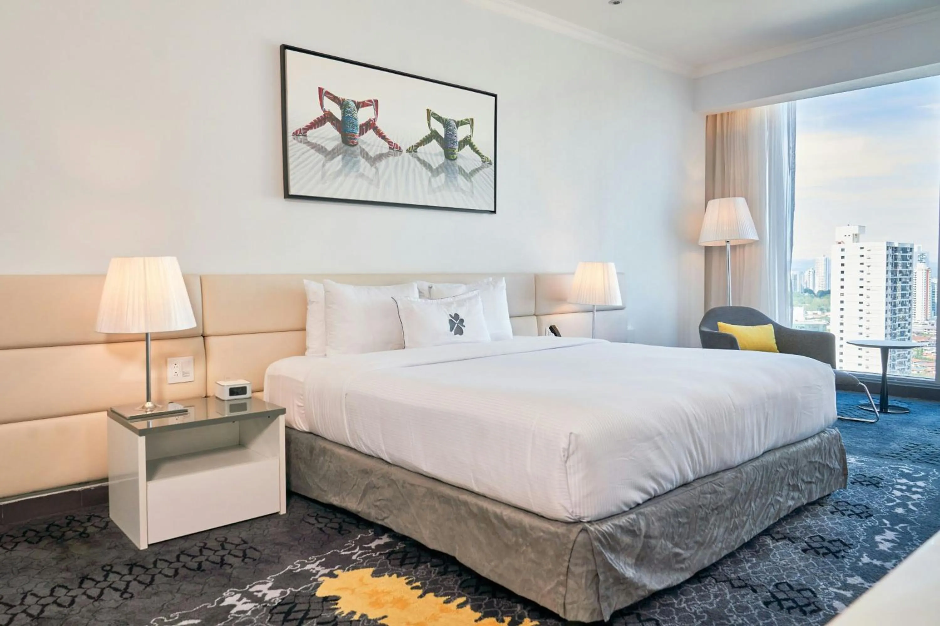 Bedroom, Bed in Sortis Hotel, Spa & Casino, Autograph Collection