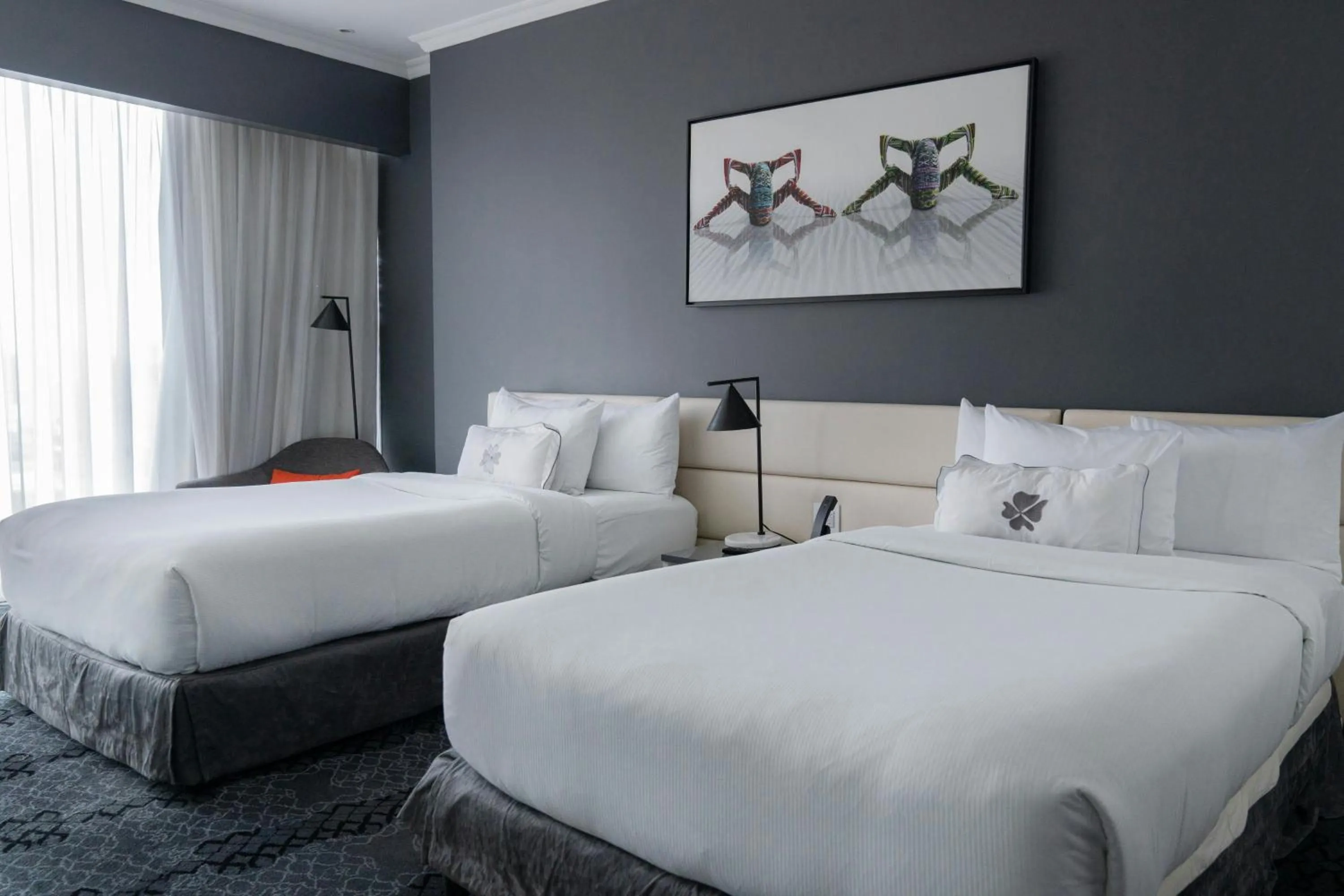 Bedroom, Bed in Sortis Hotel, Spa & Casino, Autograph Collection