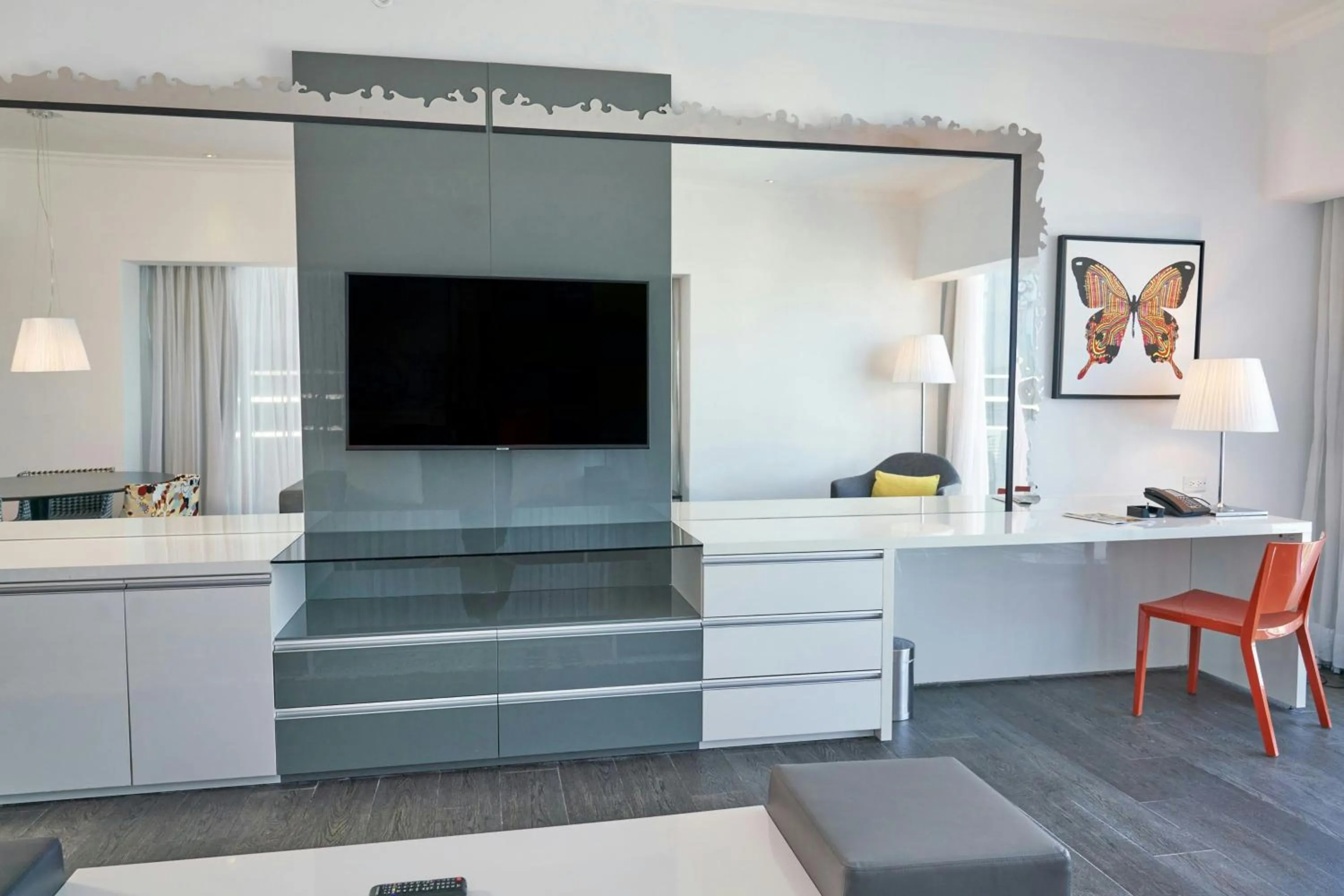 Living room in Sortis Hotel, Spa & Casino, Autograph Collection