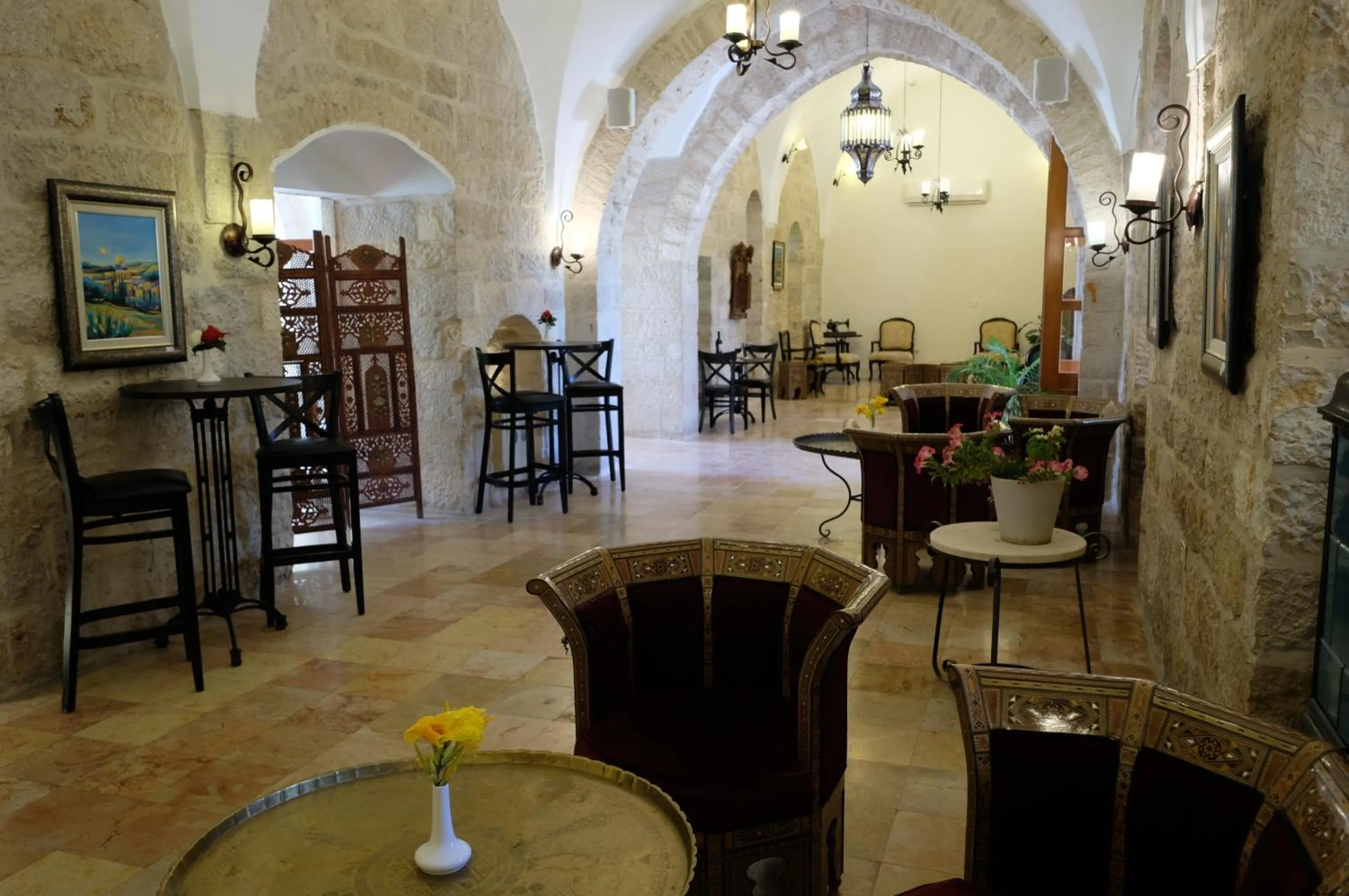 Restaurant/places to eat in St. George’s Cathedral Pilgrim Guesthouse – Jerusalem