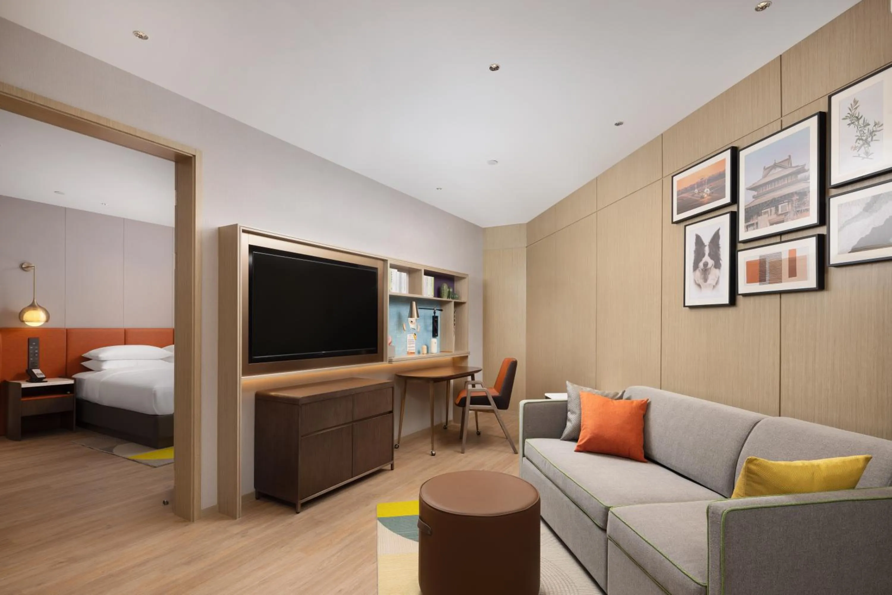 Communal lounge/ TV room, Bed in Home2 Suites By Hilton Hotel Guangzhou Baiyun International Airport Branch - Free Shuttle Bus to Guangzhou Baiyun International Airport & Free Deliver Service to Canton Fair Complex During Canton Fair Period