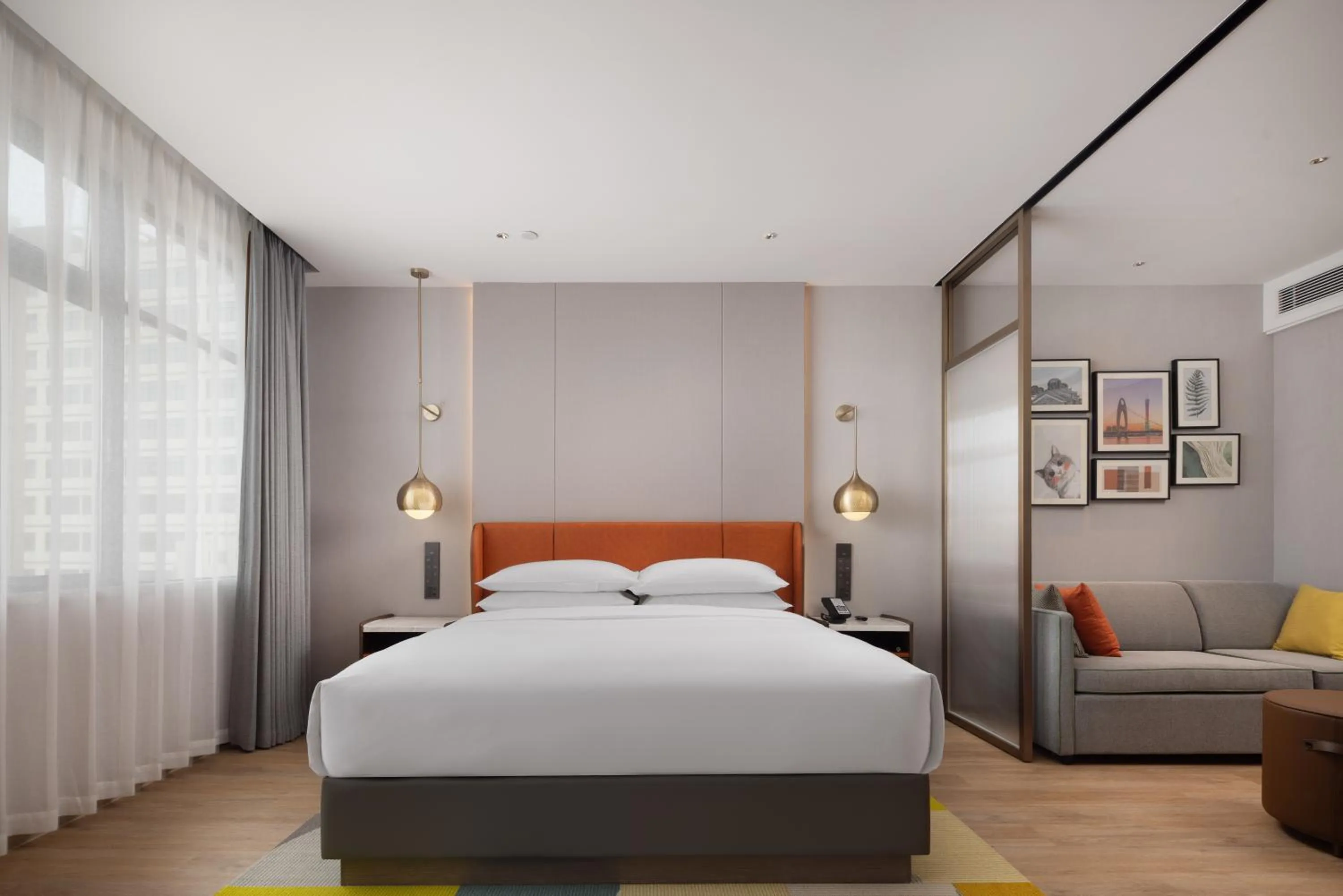 Bed in Home2 Suites By Hilton Hotel Guangzhou Baiyun International Airport Branch - Free Shuttle Bus to Guangzhou Baiyun International Airport & Free Deliver Service to Canton Fair Complex During Canton Fair Period