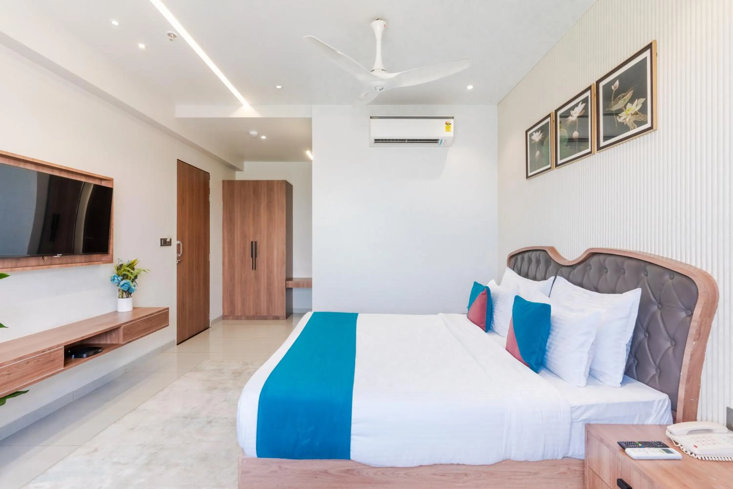 Bed in Pride Elite Dwarka Near Dwarkadhish Temple