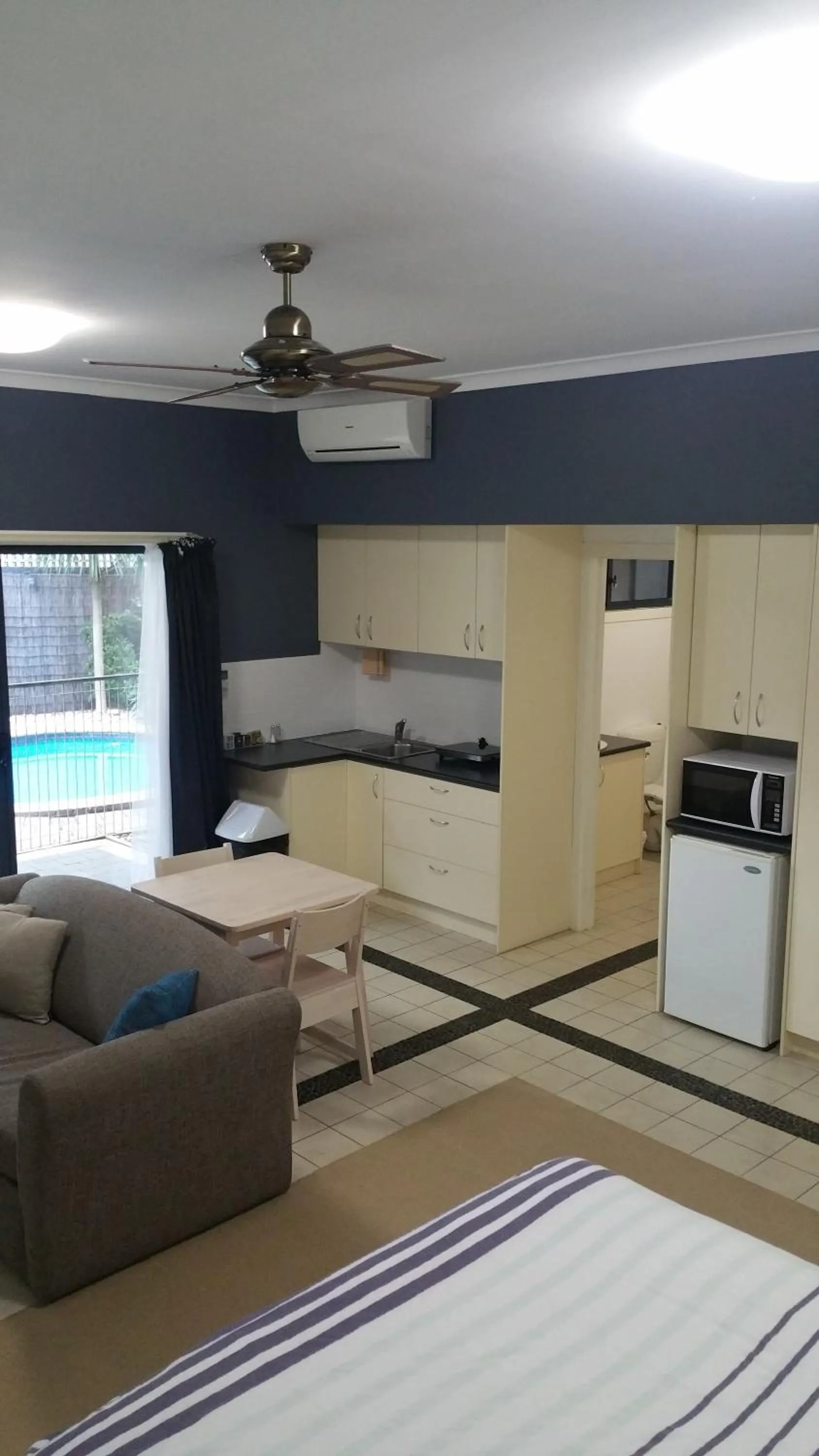 Kitchen or kitchenette in Apartments At Glen Isla