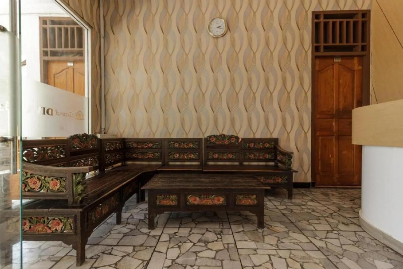 Lobby or reception in RedDoorz @ Pantai Panjang Bengkulu