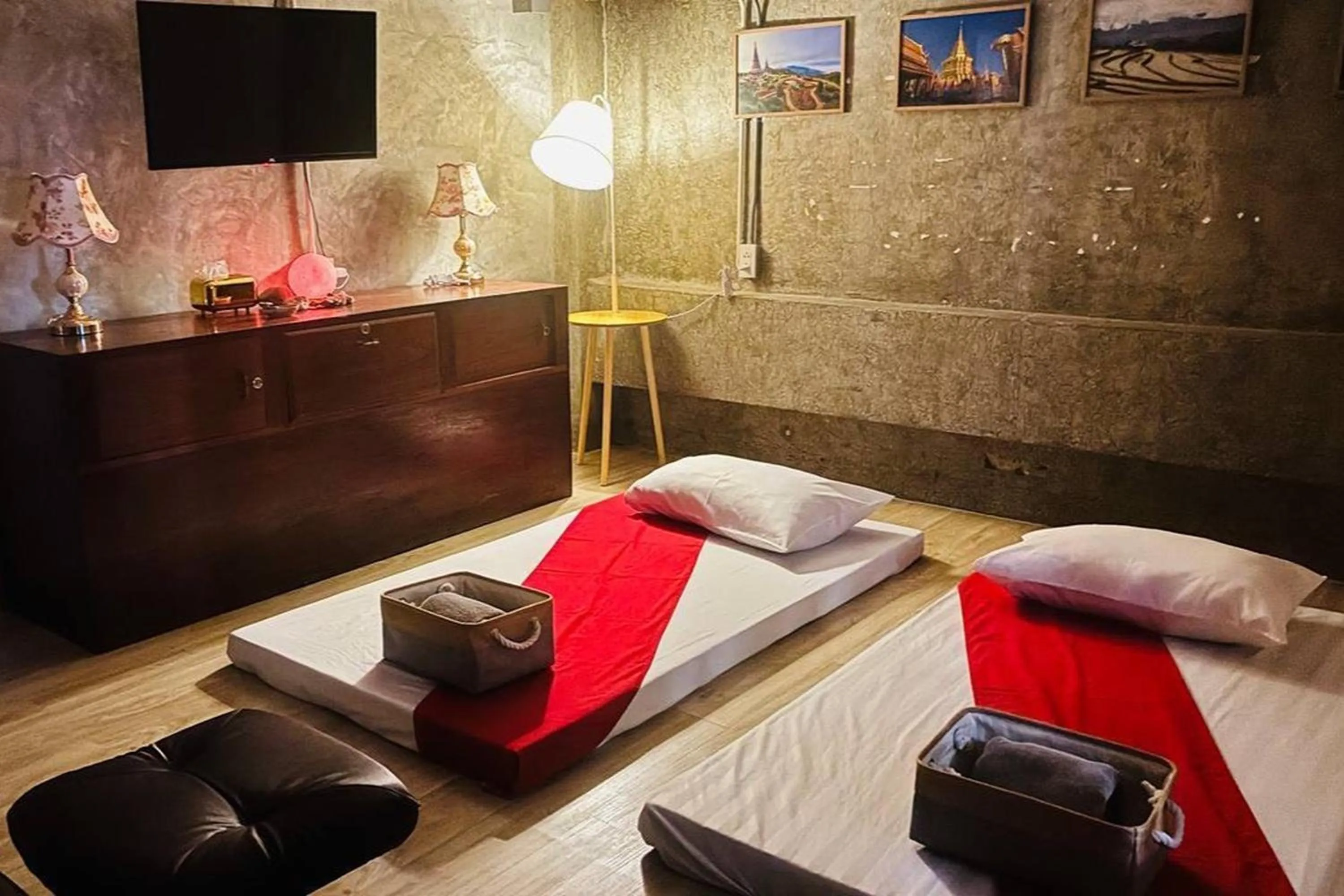 Massage, Bed in The Yak Cozy Chiang Mai