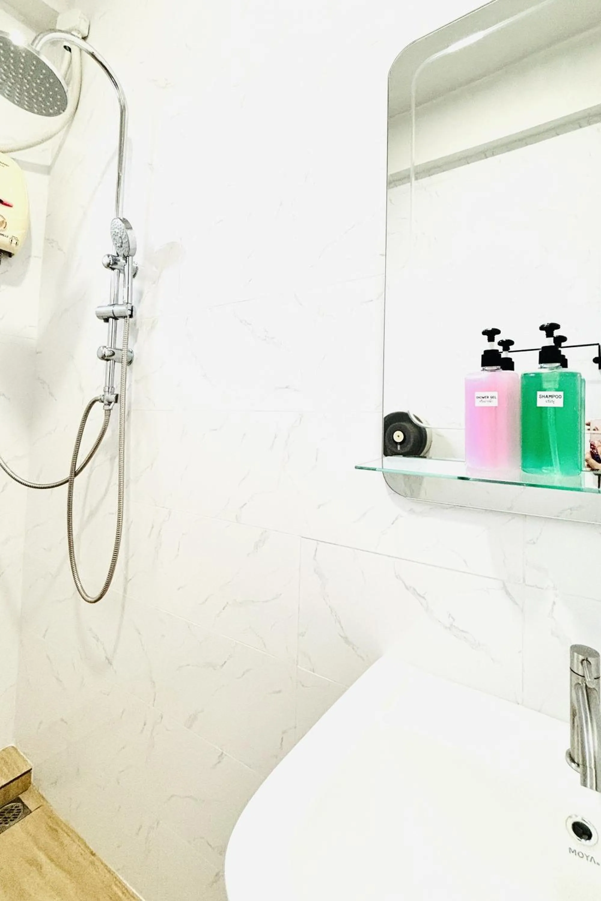 Bathroom in The Yak Cozy Chiang Mai