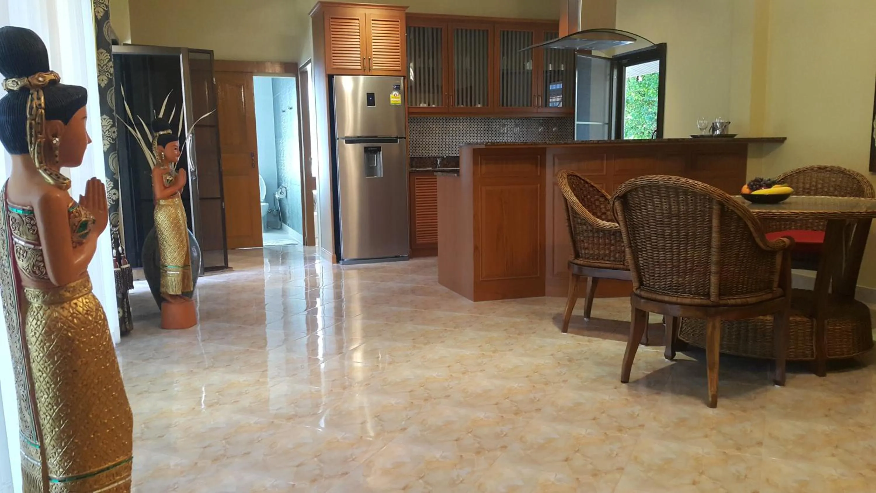 VIP Chain Resort Pool Villa