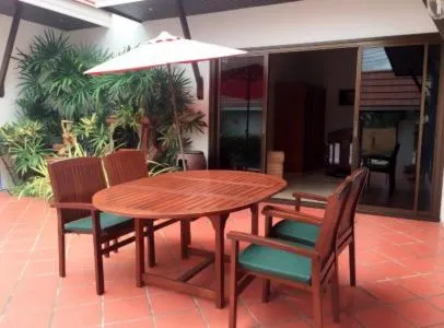 VIP Chain Resort Pool Villa