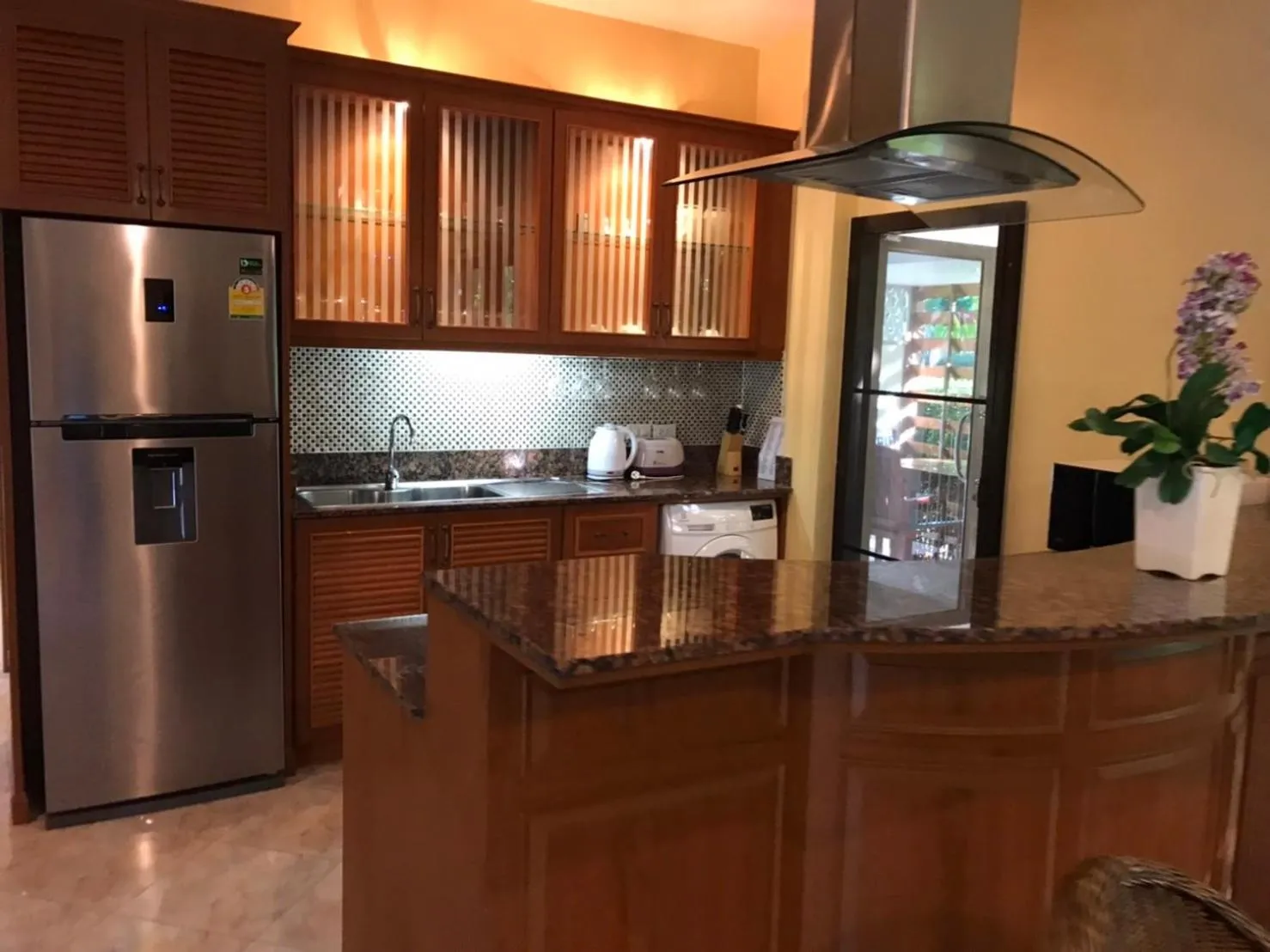 VIP Chain Resort Pool Villa